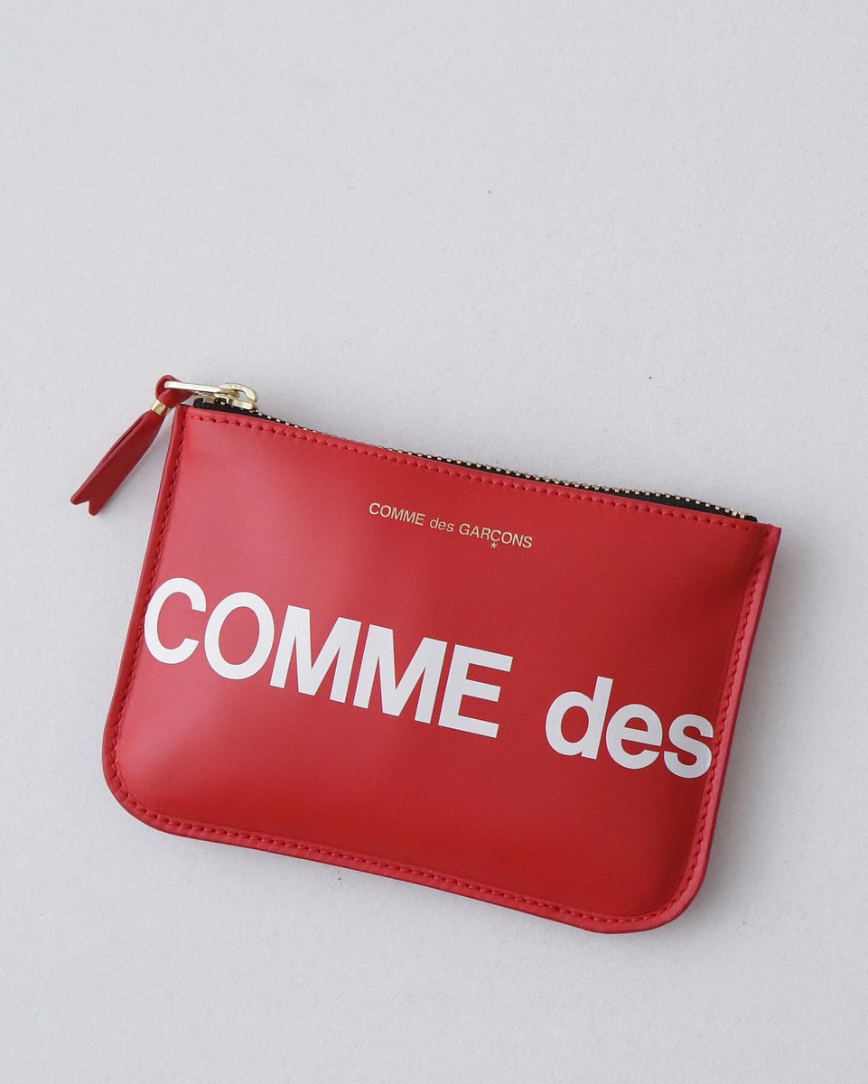 COMME des GARCONS/Huge Logo/ロゴポーチ Wallet COMME des GARCONS HUGE LOGO POUCH S – NCNR ONLINE STORE