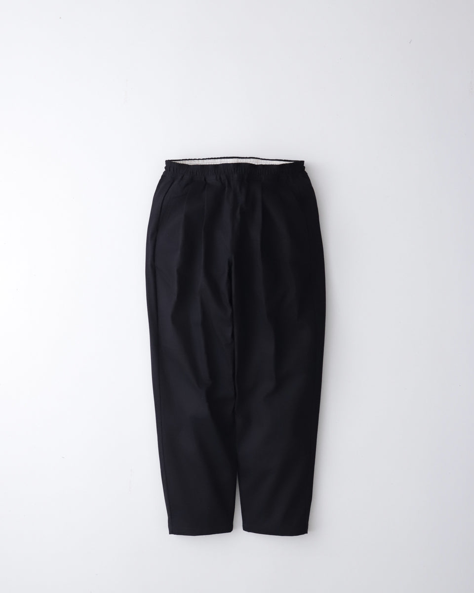 FreshService”CORPORATE EASY CHINO PANTS” Tzb5QtFw1Wpk.jpg?width=768