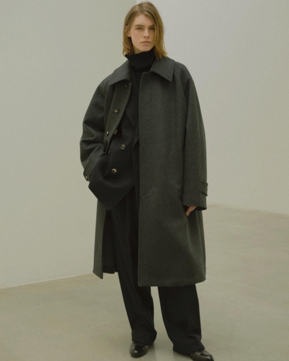 The CLASIK マックコート bechics別注 lovat