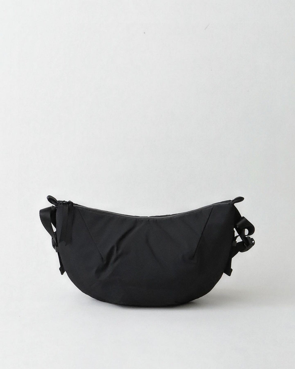 Graphpaper BLANKOF for Graphpaper｜SMALL CRESCENT BAG – NCNR WEB STORE