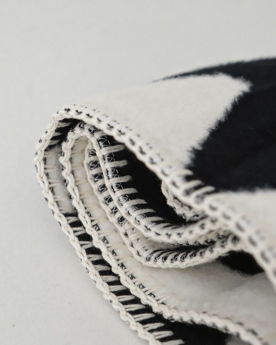 アウトドア寝具 NANGA ANCIENTFISHCOTTONBLANKETSBLACKFISH NANGA ANCIENT FISH COTTON BLANKET S – NCNR WEB STORE