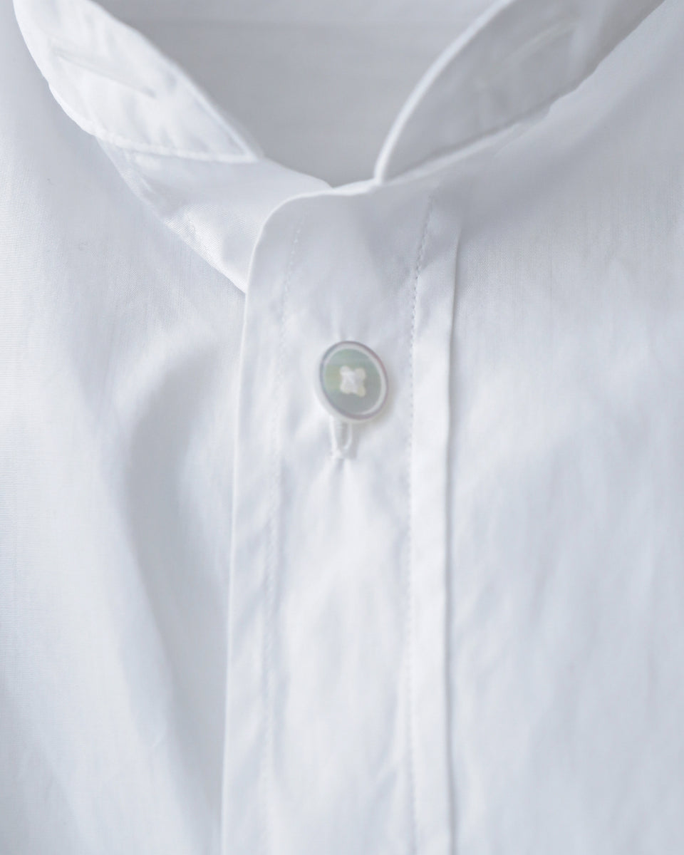 The CLASIK MINIMAL COLLARLESS SHIRTS 46 - シャツ