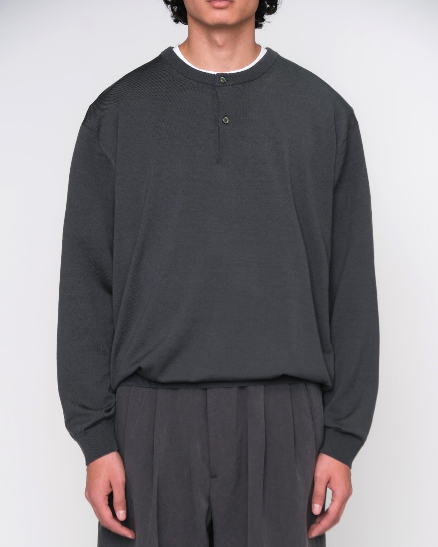 WOOL KNIT HENLEY NECK SWEATER