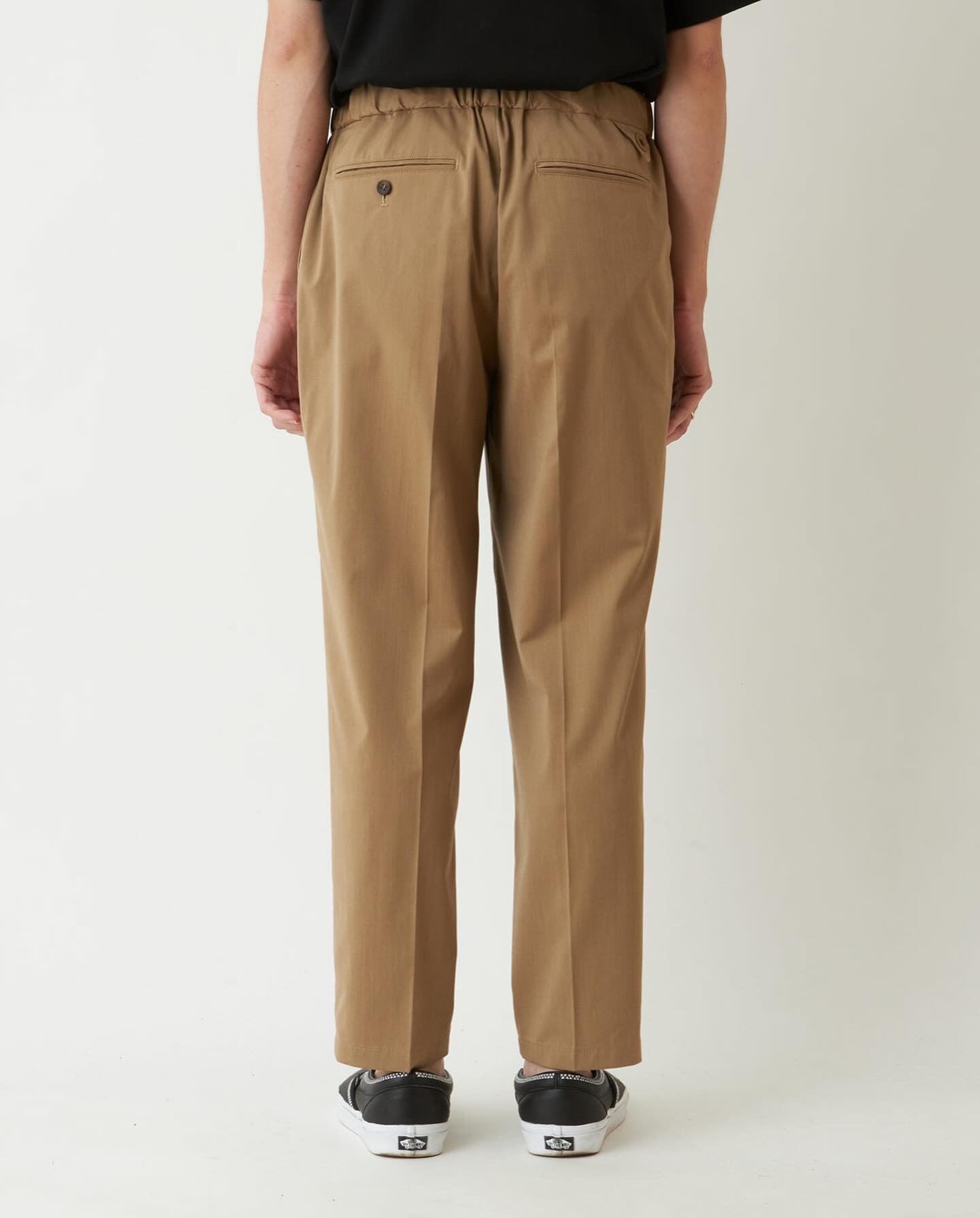 1TUCK BELTED PANTS