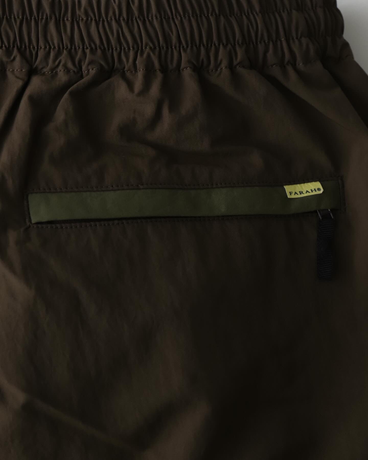 NYLON SWITCHING JOGGER PANTS