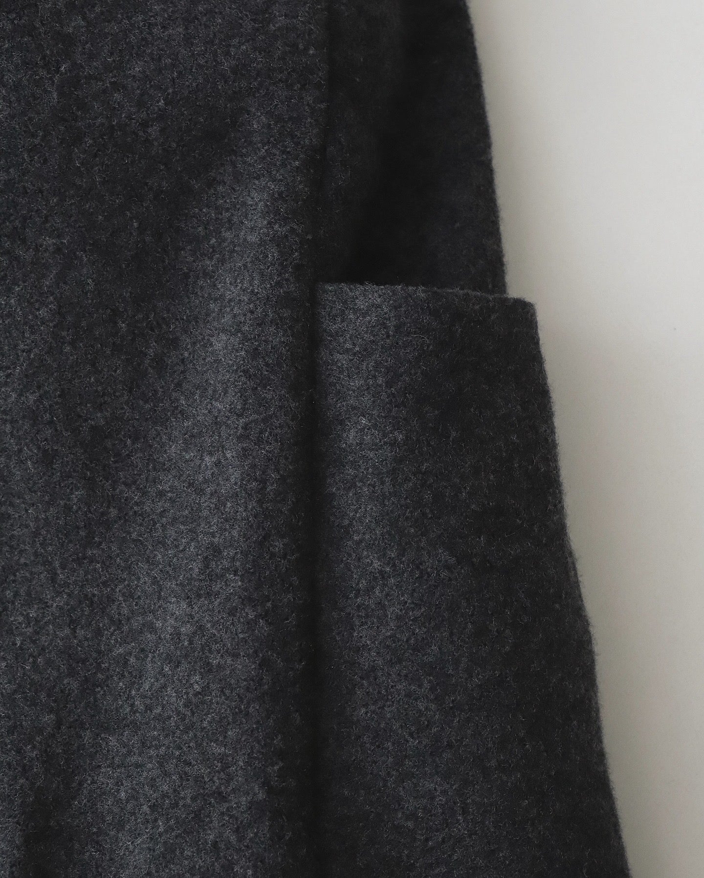 FELT DRESS（WOMEN）