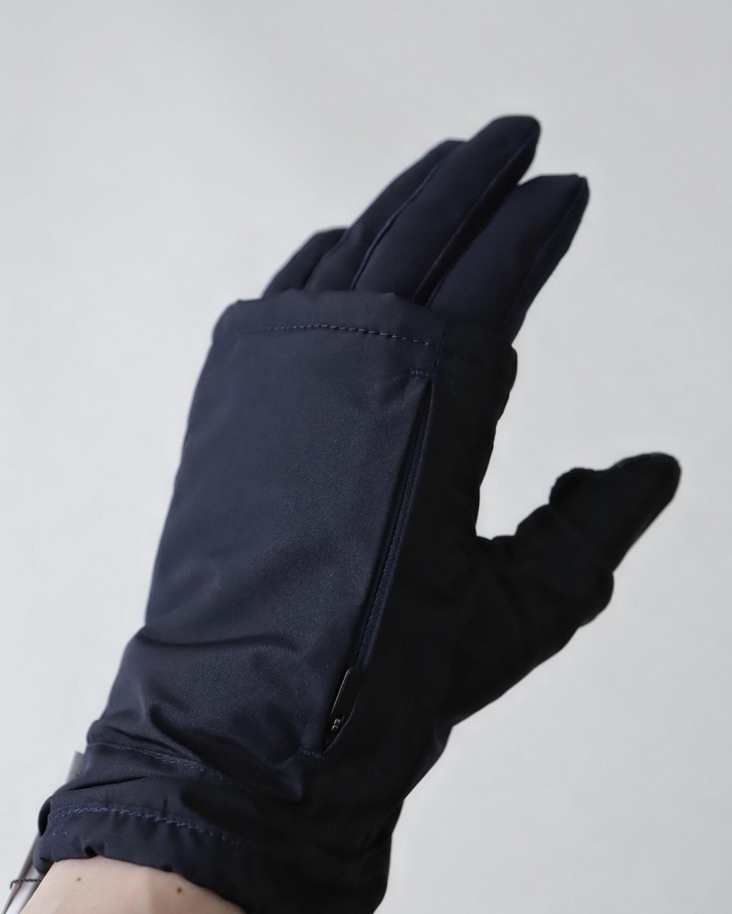 DAIWA LIFESTYLE｜FINGER HOLE GLOVE GORE-TEX 020