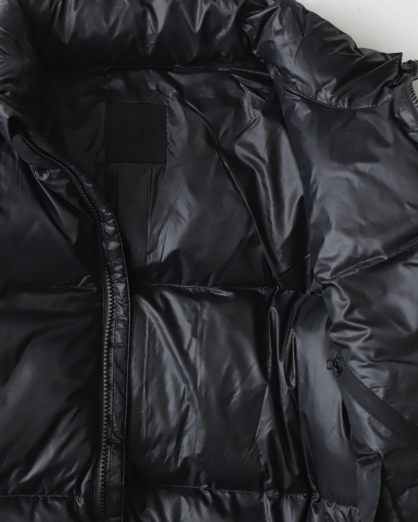 TECH ULTRA LIGHT DOWN JACKET