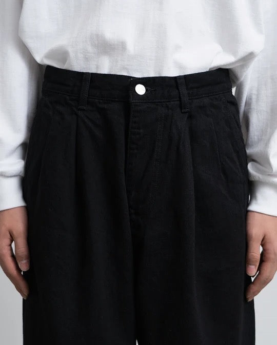 SELVAGE DENIM TWO TUCK PANTS