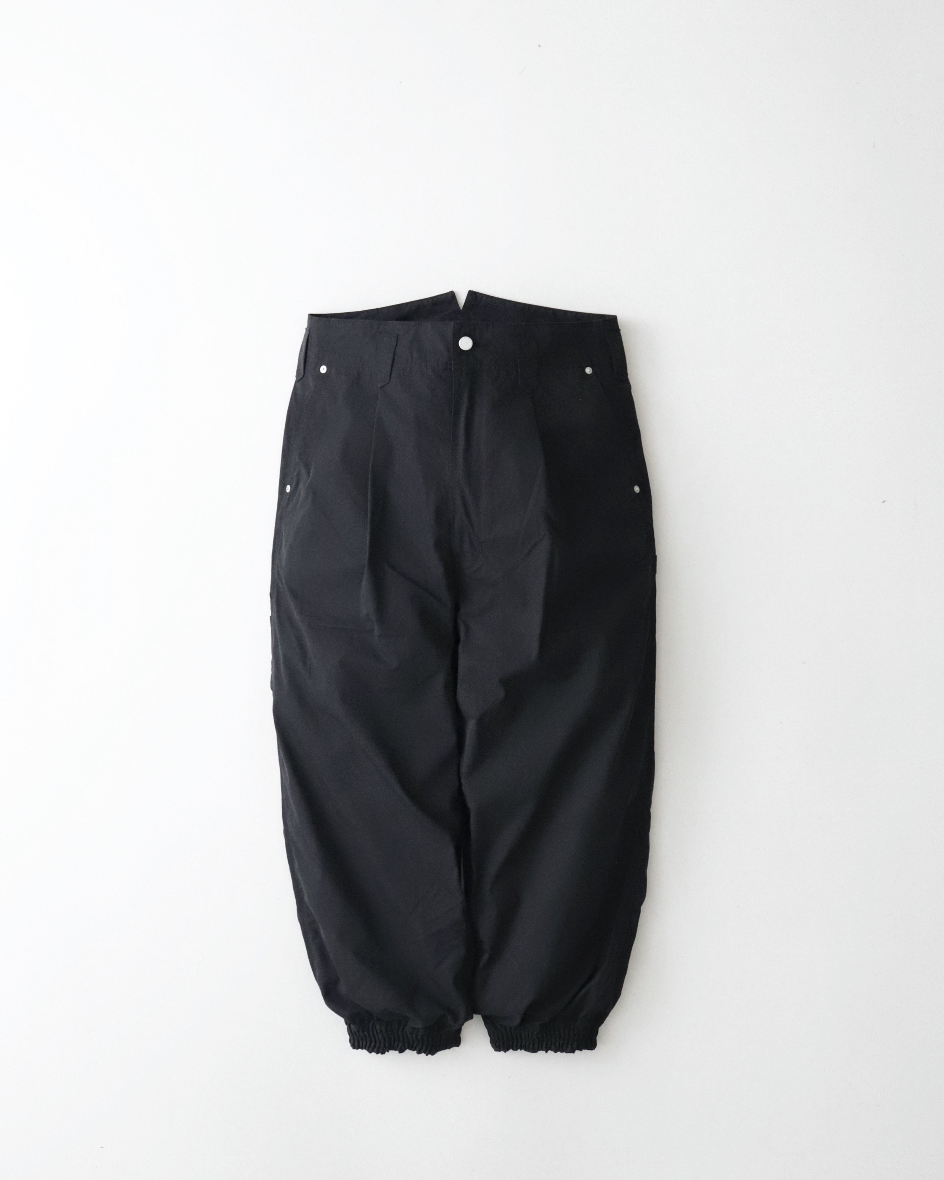 PLEATED LEG TROUSERS