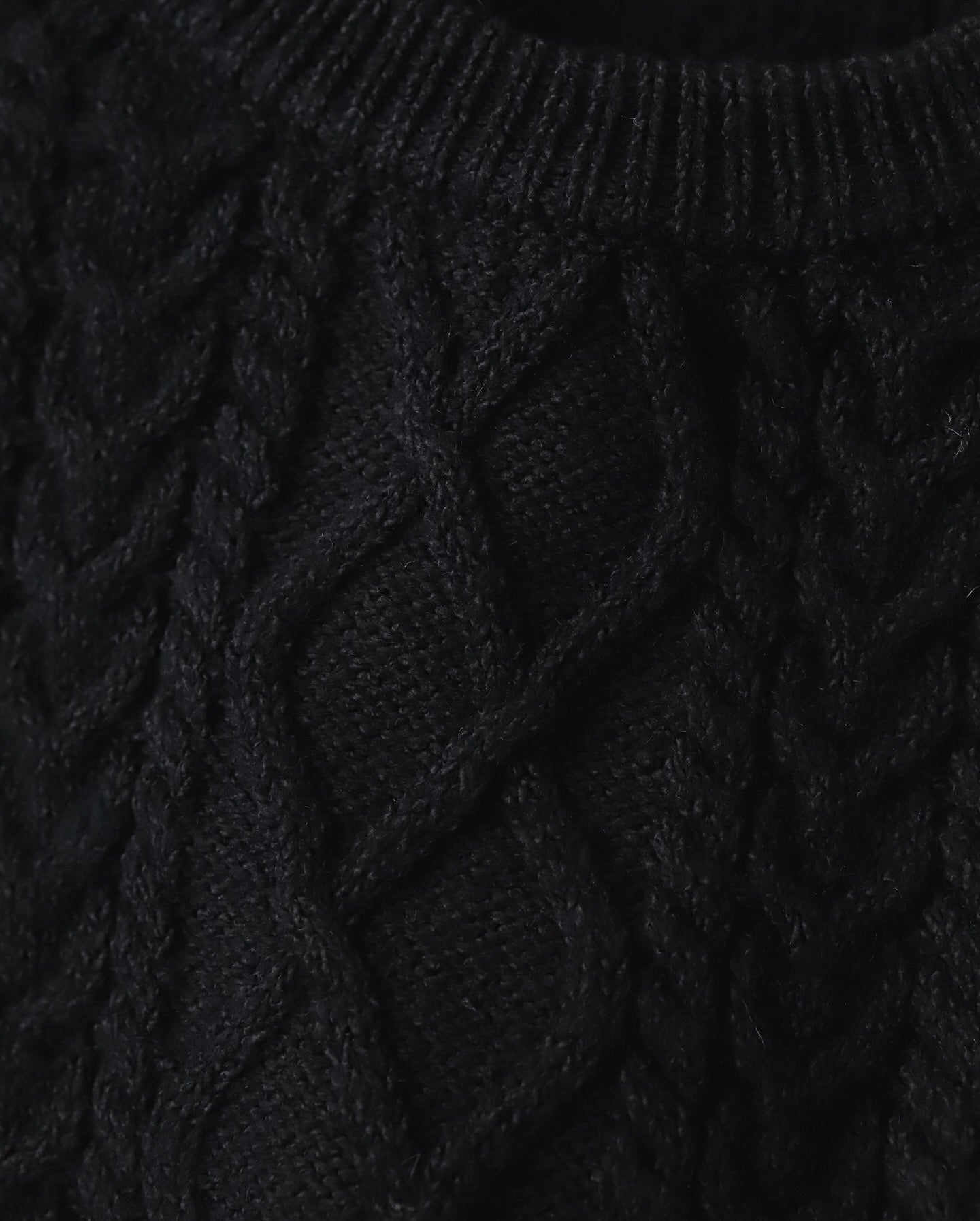 SHETLAND WOOL x SOLOTEX® TECH FISHERMAN SWEATER