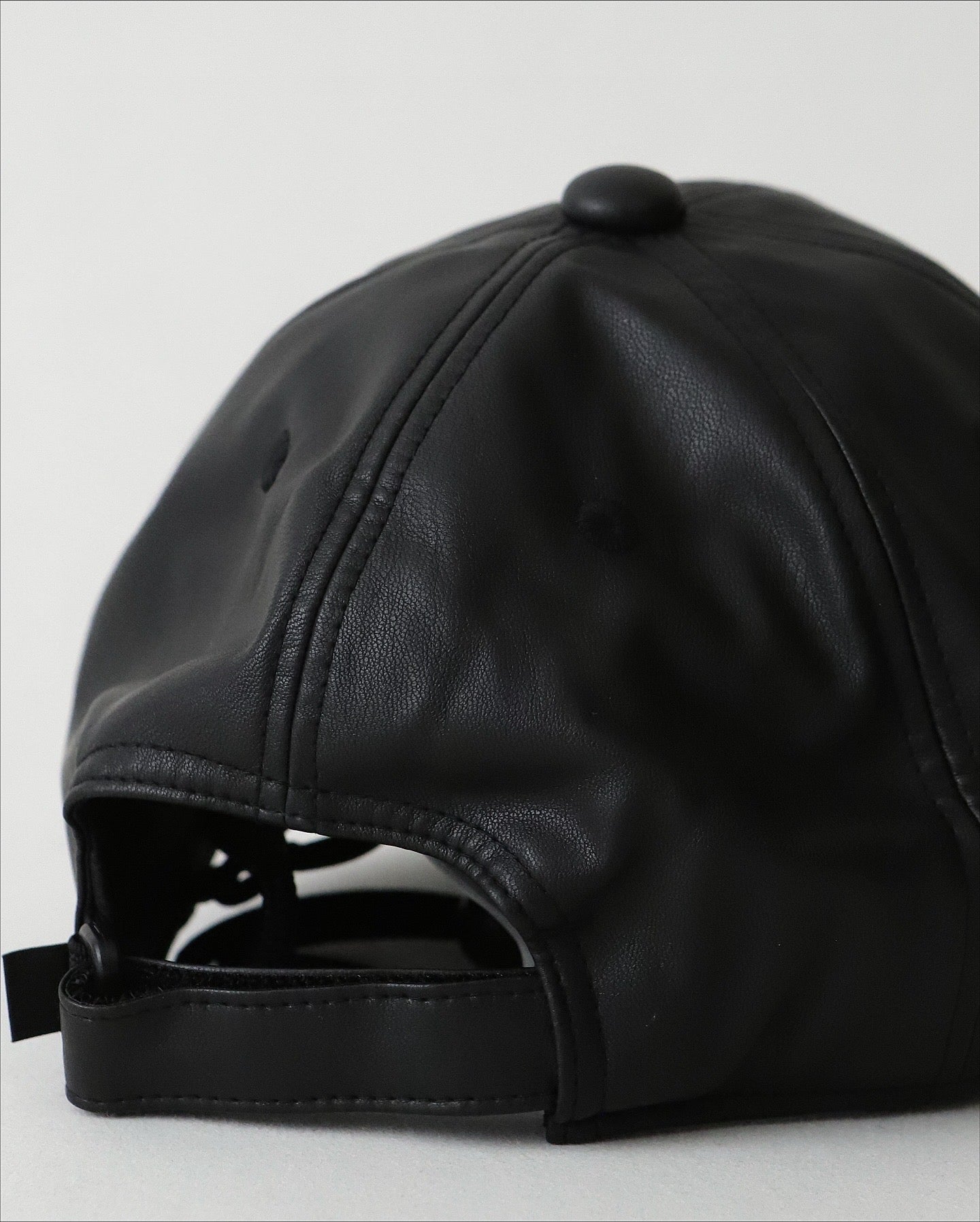 TECH SYNTHETIC SKIN CAP