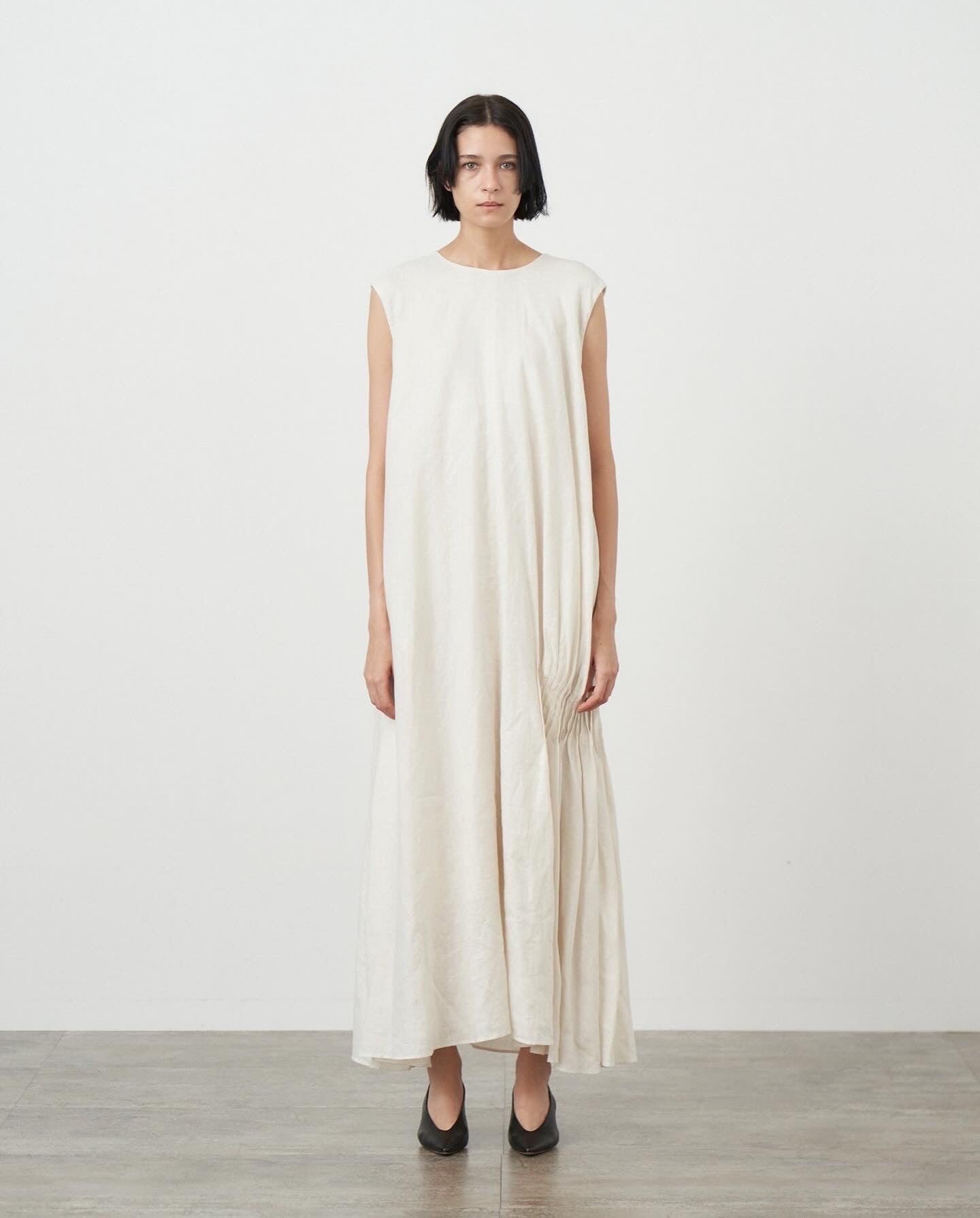 NATURAL DYED LINEN LAWN SIDE TUCKED DRESS（WOMEN）