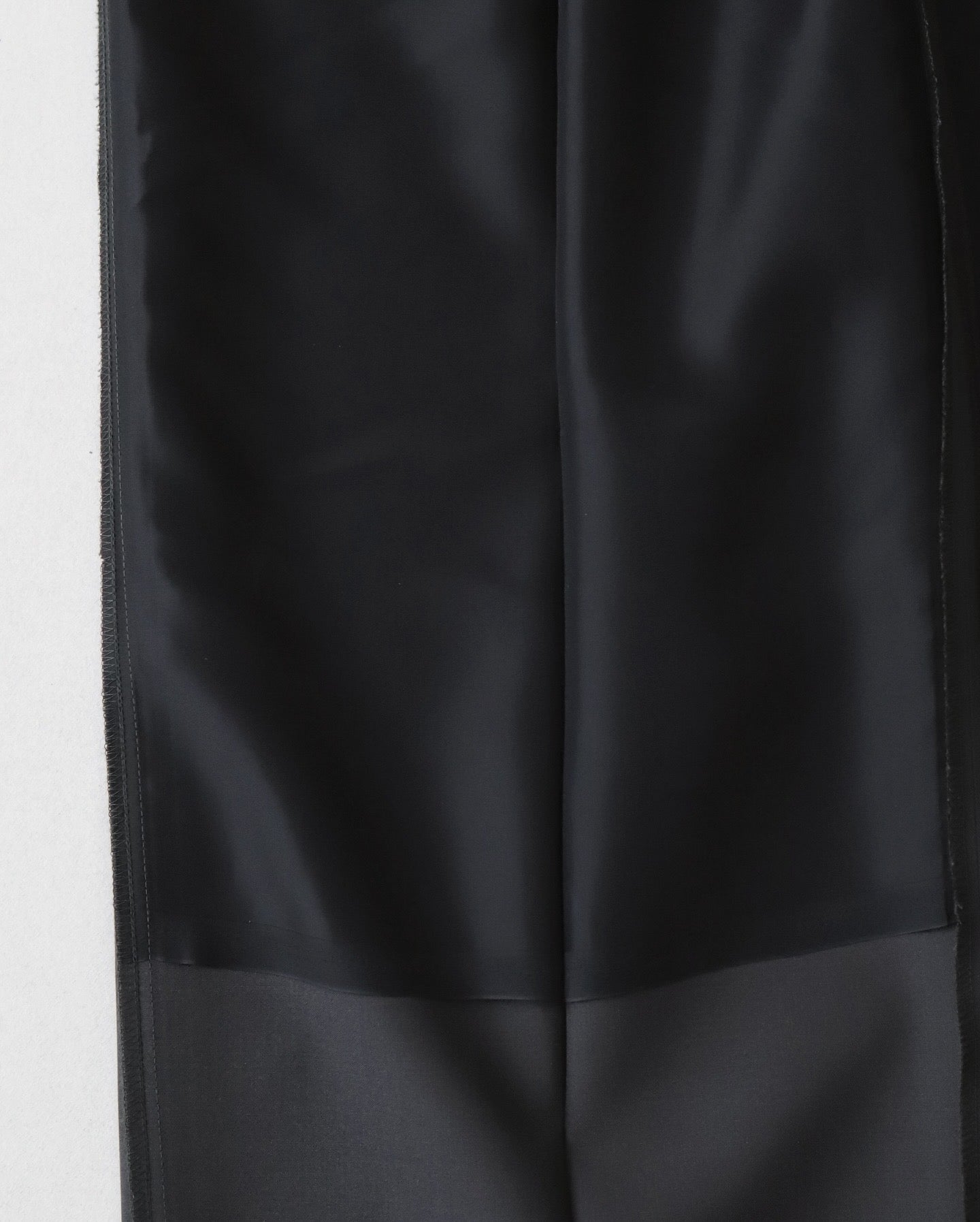 SCALE OFF WOOL WIDE SLACKS