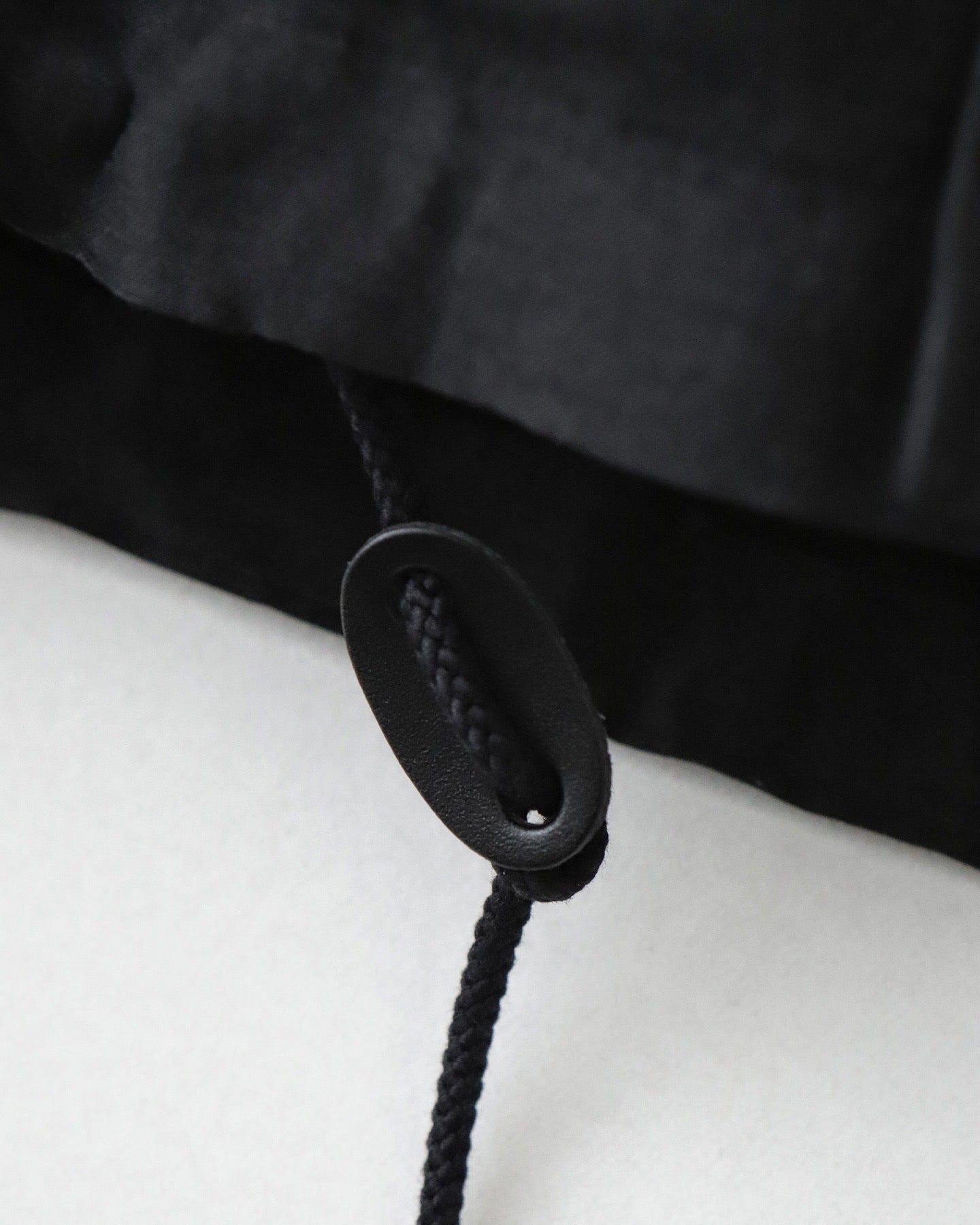 BACK SATIN LINEN CUPRO SHORT MODS COAT