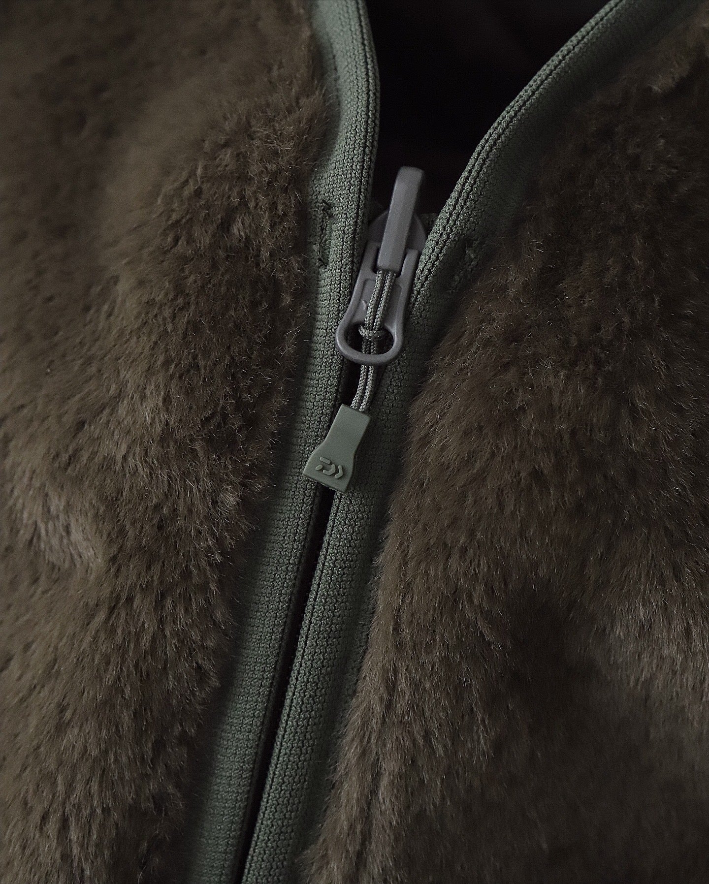 TECH REVERSIBLE BRITISH HUNTER FUR VEST