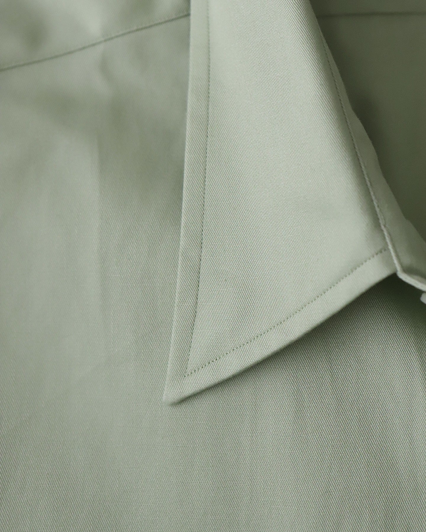 REGULAR COLLAR SHIRT