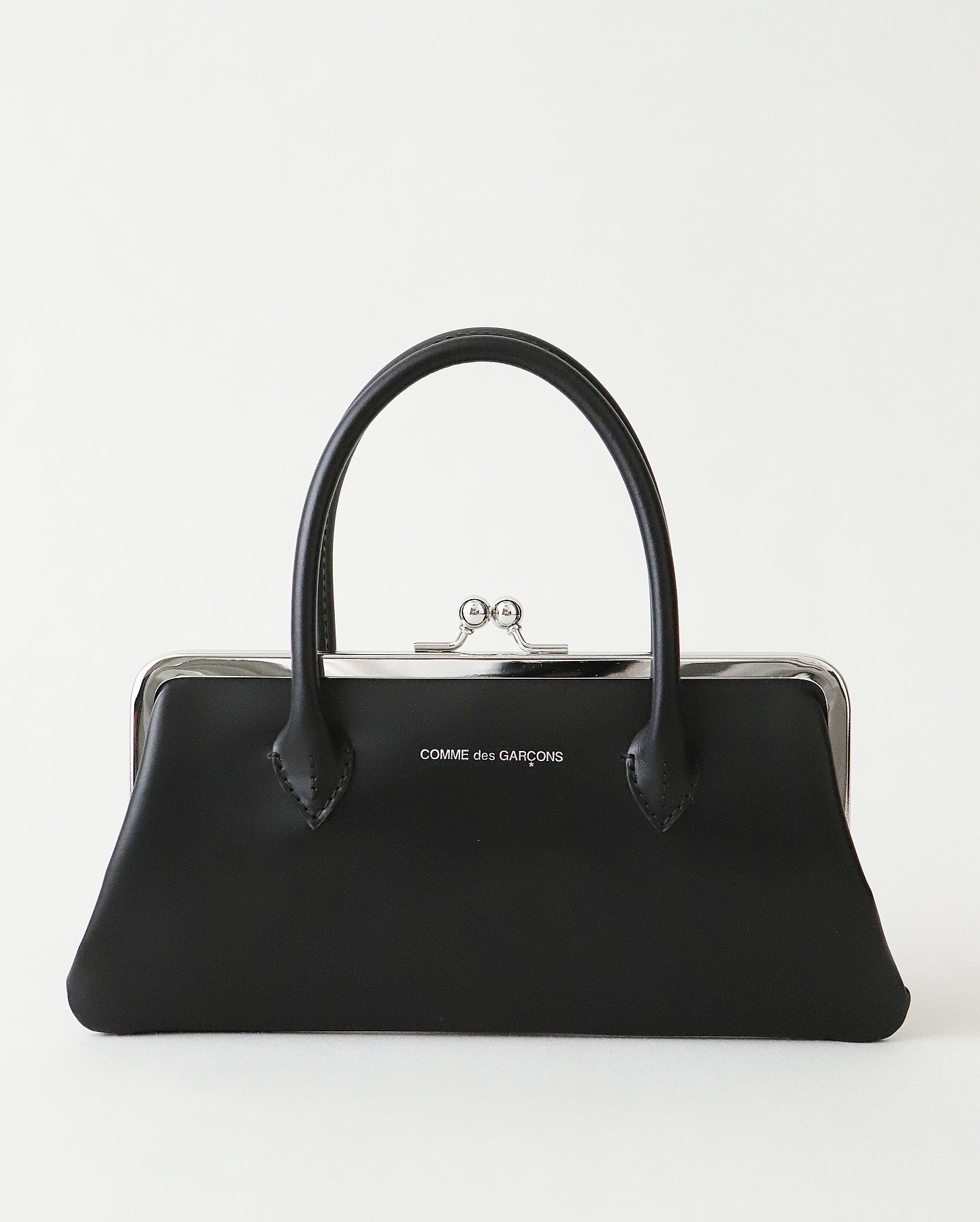 Wallet COMME des GARCONS LARGE WALLET WITH CLASP HANDLES – NCNR
