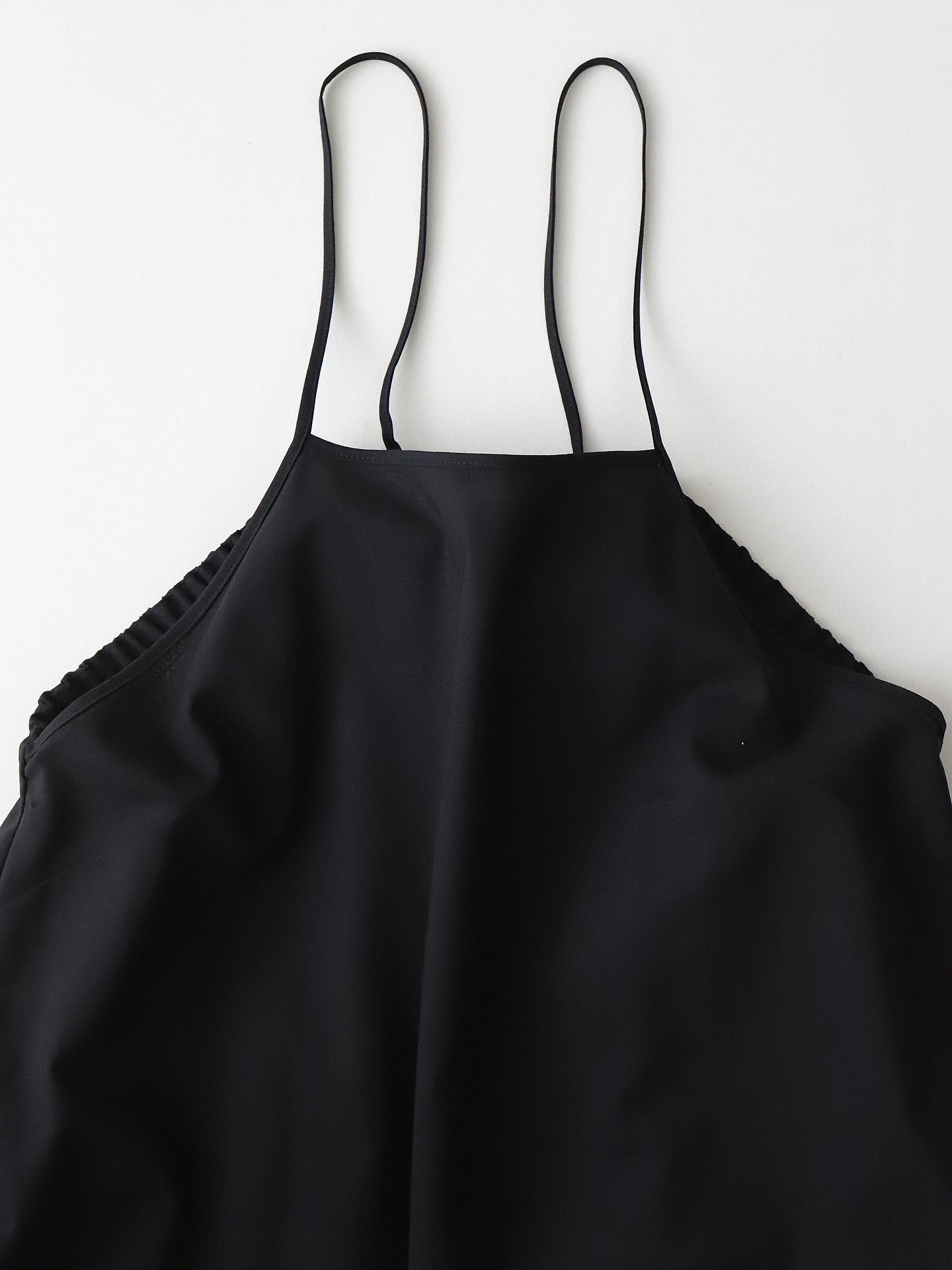 TECHNO WOOL TROPICAL SLIP DRESS（WOMEN）