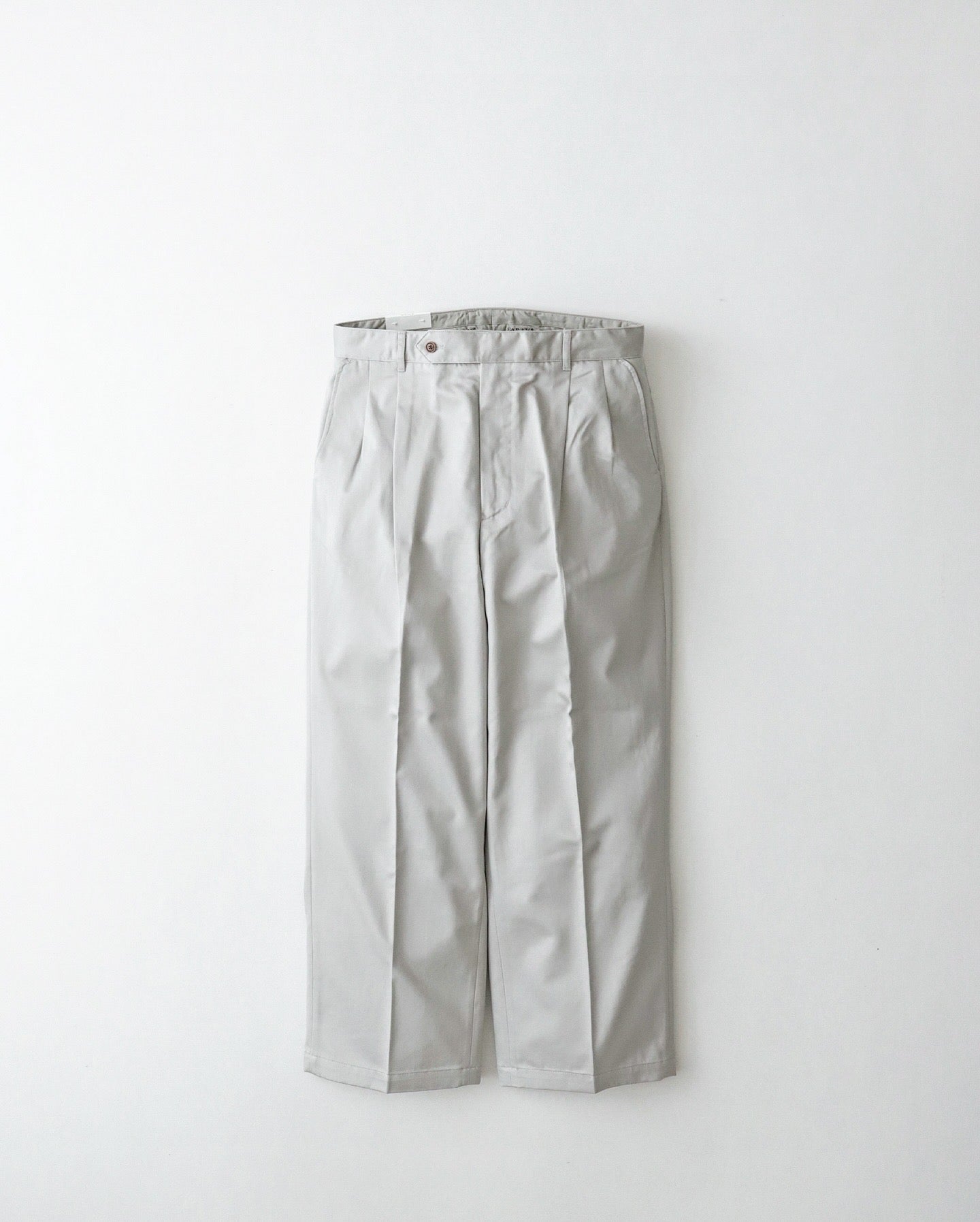 OUT TUCK WIDE TAPERED PANTS
