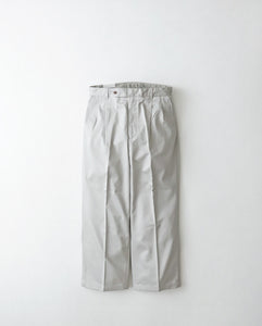 OUT TUCK WIDE TAPERED PANTS