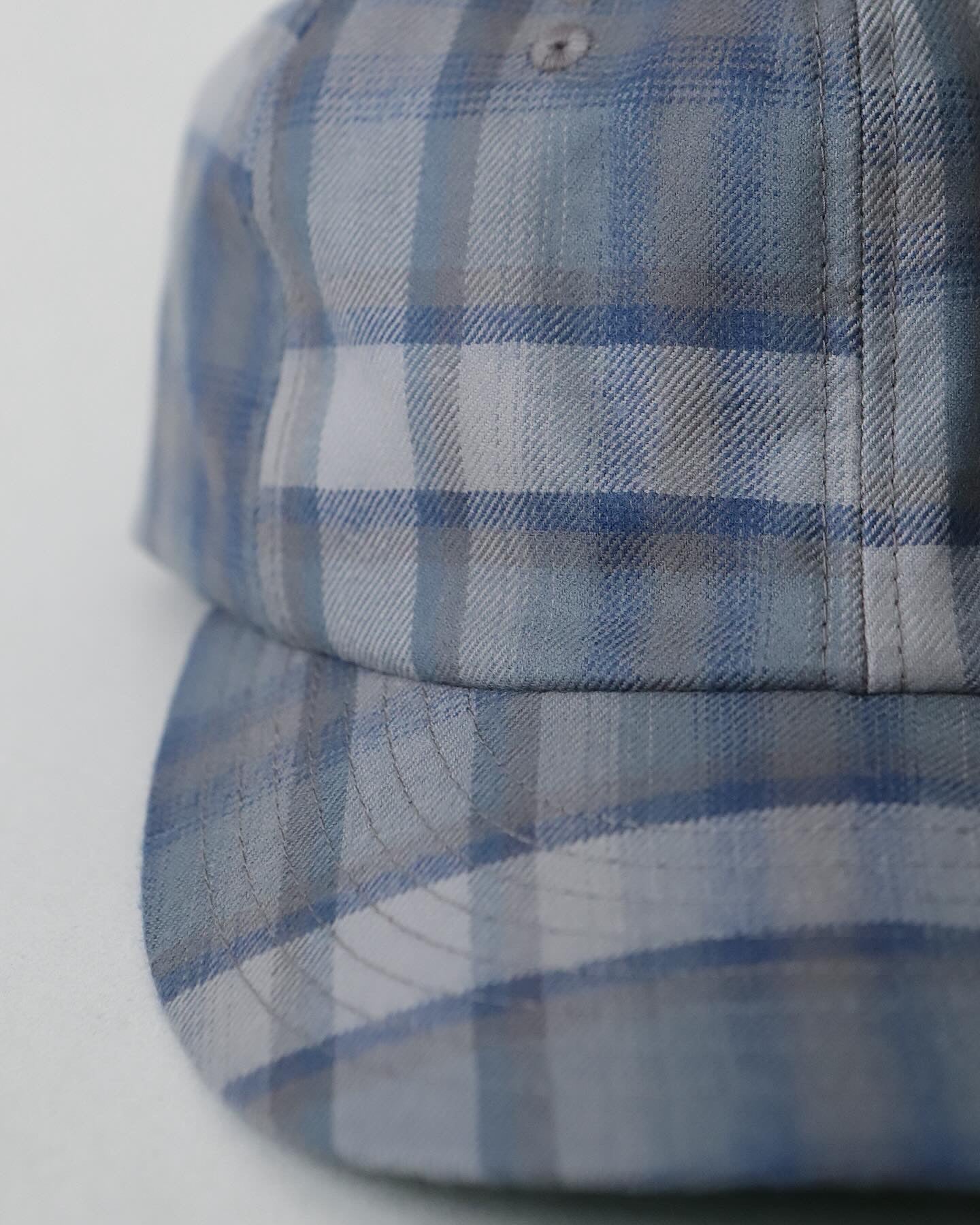 UNLIKELY 6P CAP FOR SWEATY WOOL PLAIDS