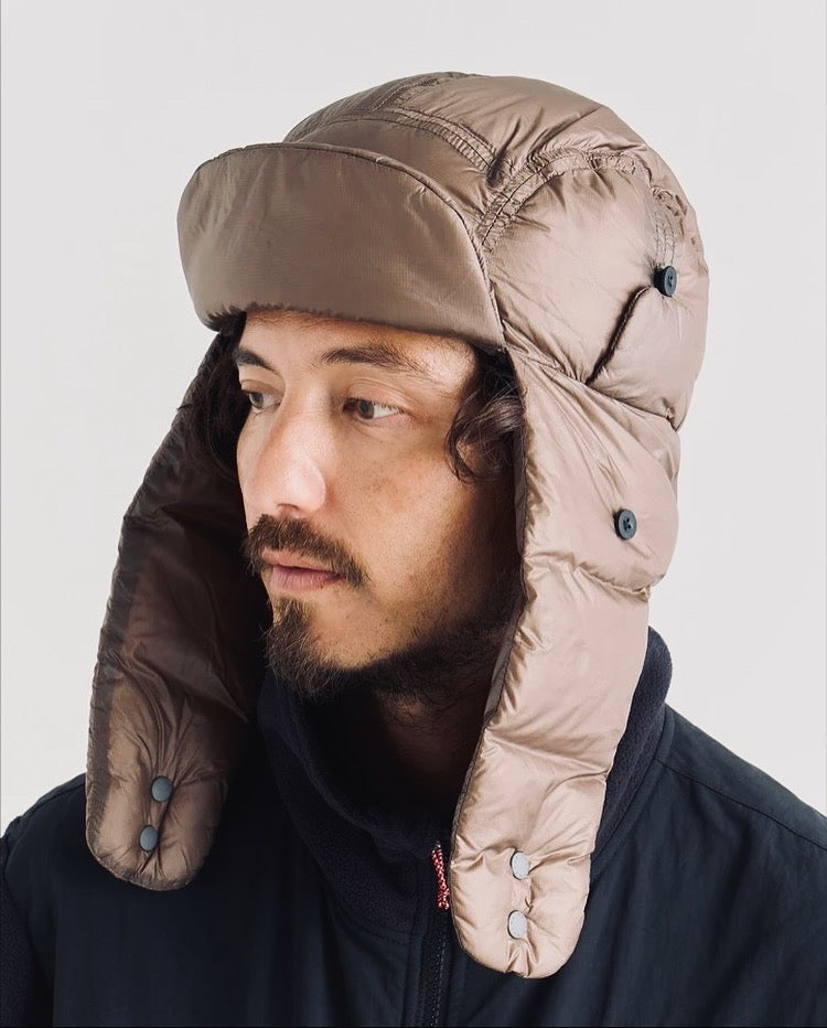 MOUNTAIN LODGE DOWN EAR FLAP CAP