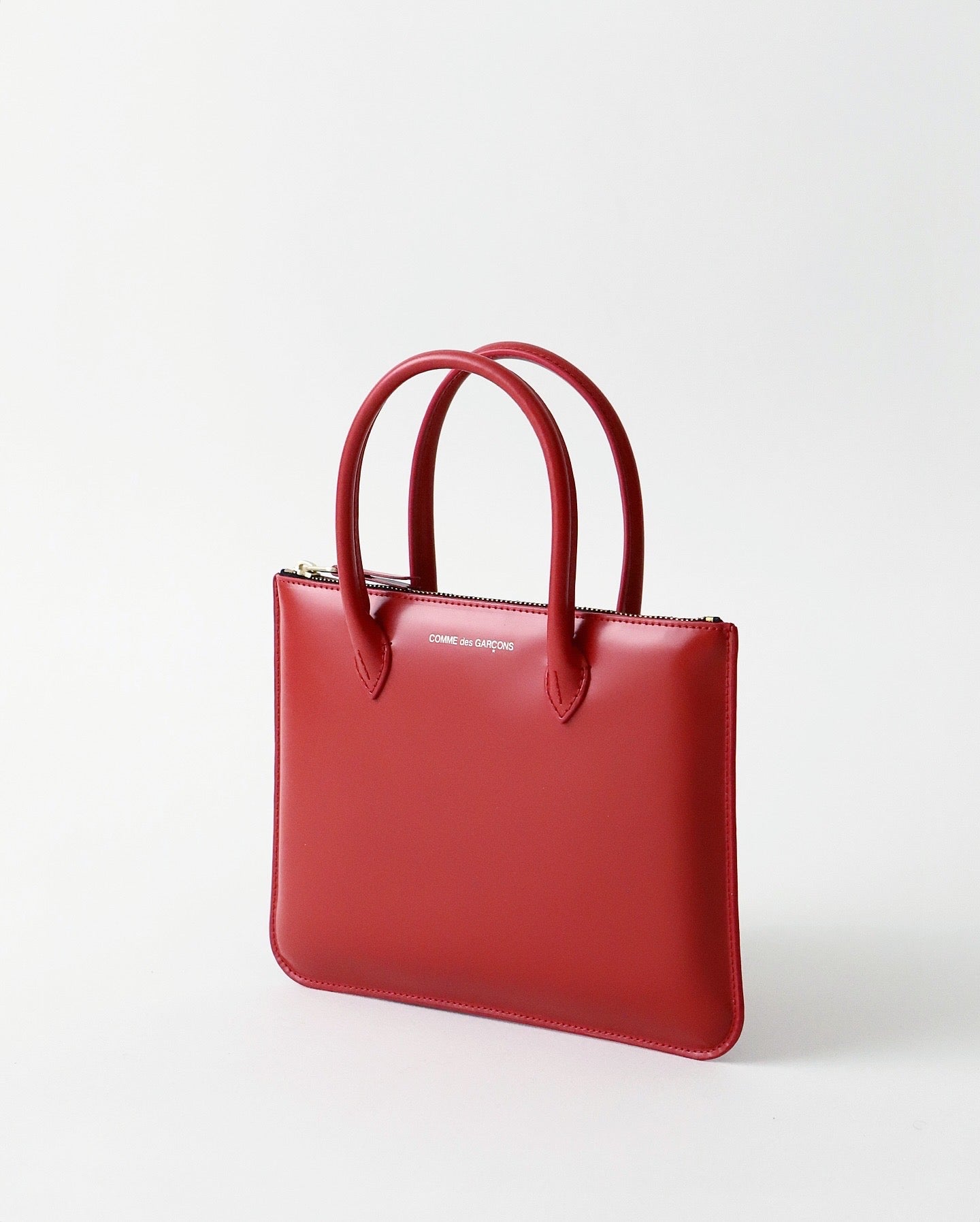 ZIP LARGE POUCH WITH HANDLE