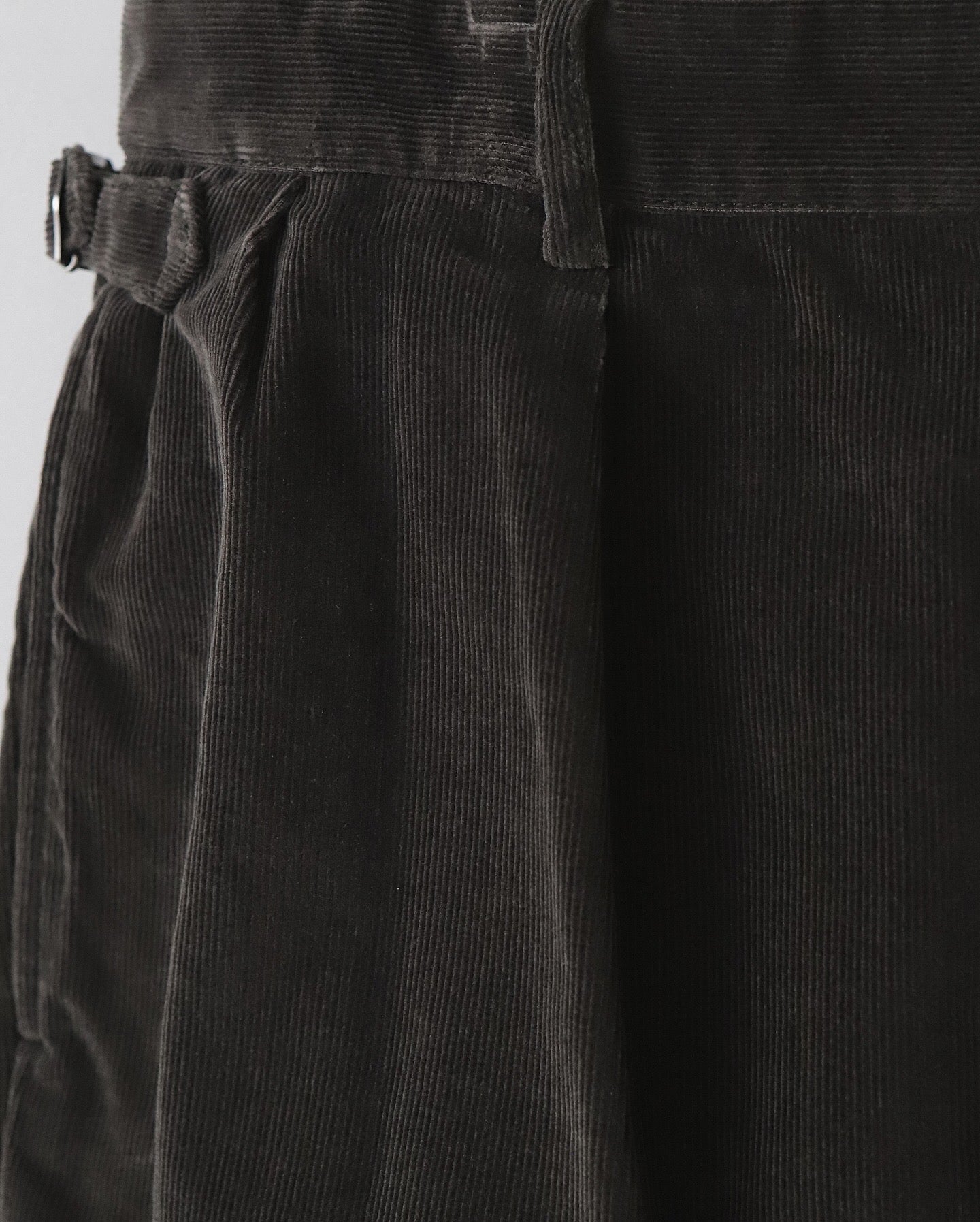 UNLIKELY CORDUROY 2P TROUSERS