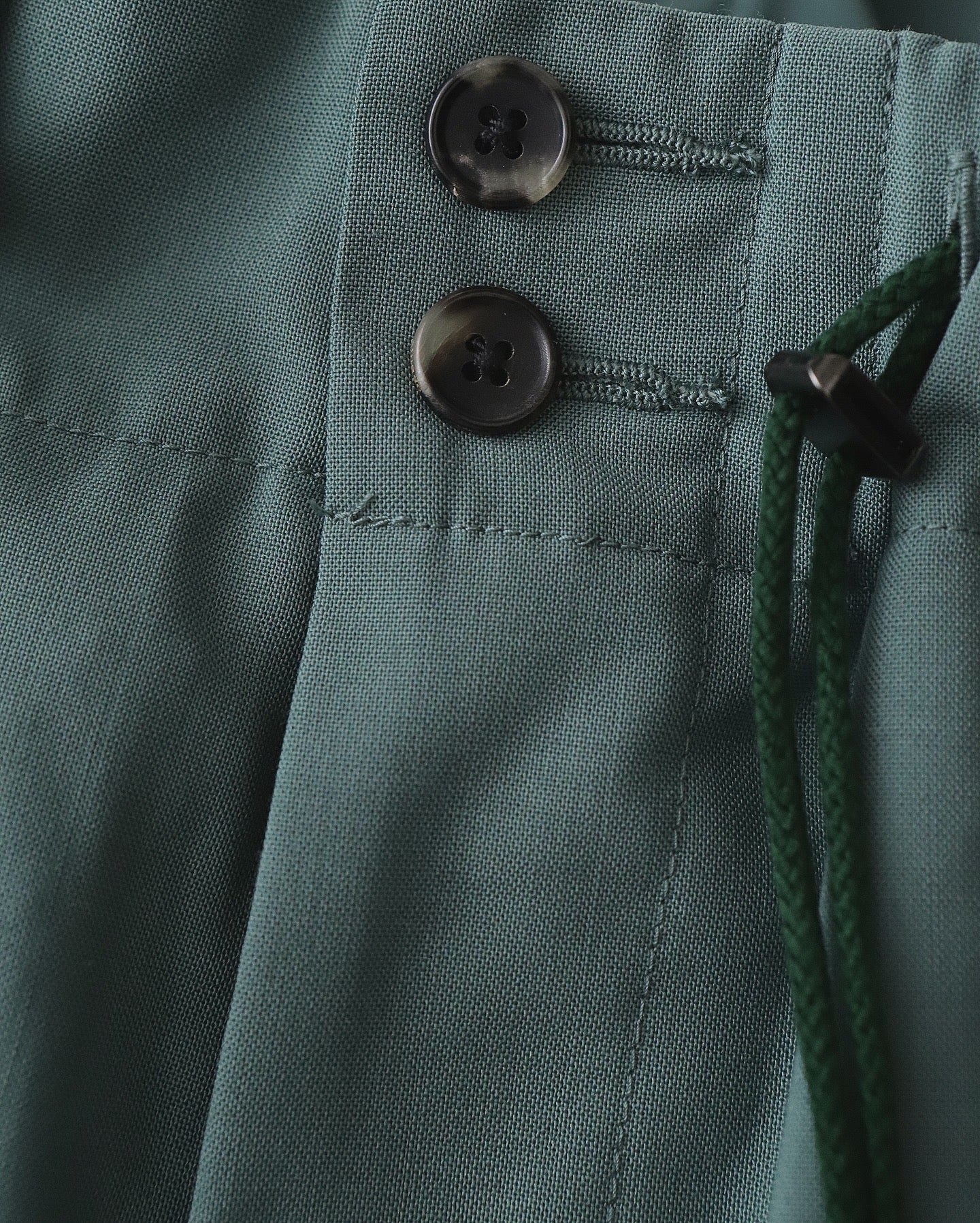 CIRCULAR SHORT PANTS MINT GREEN