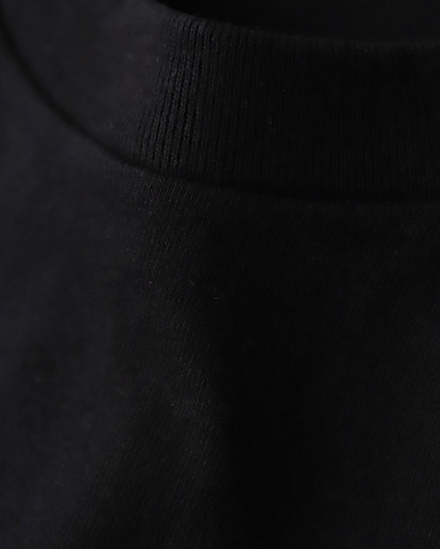 CREW NECK T-SHIRT