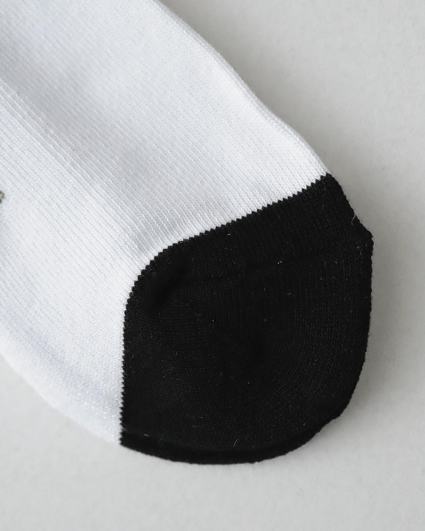 LINE LOGO SOCKS