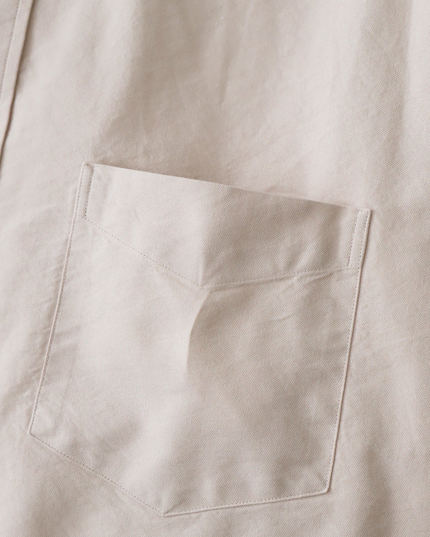 OXFORD OVERSIZED S/S BAND COLLAR SHIRT