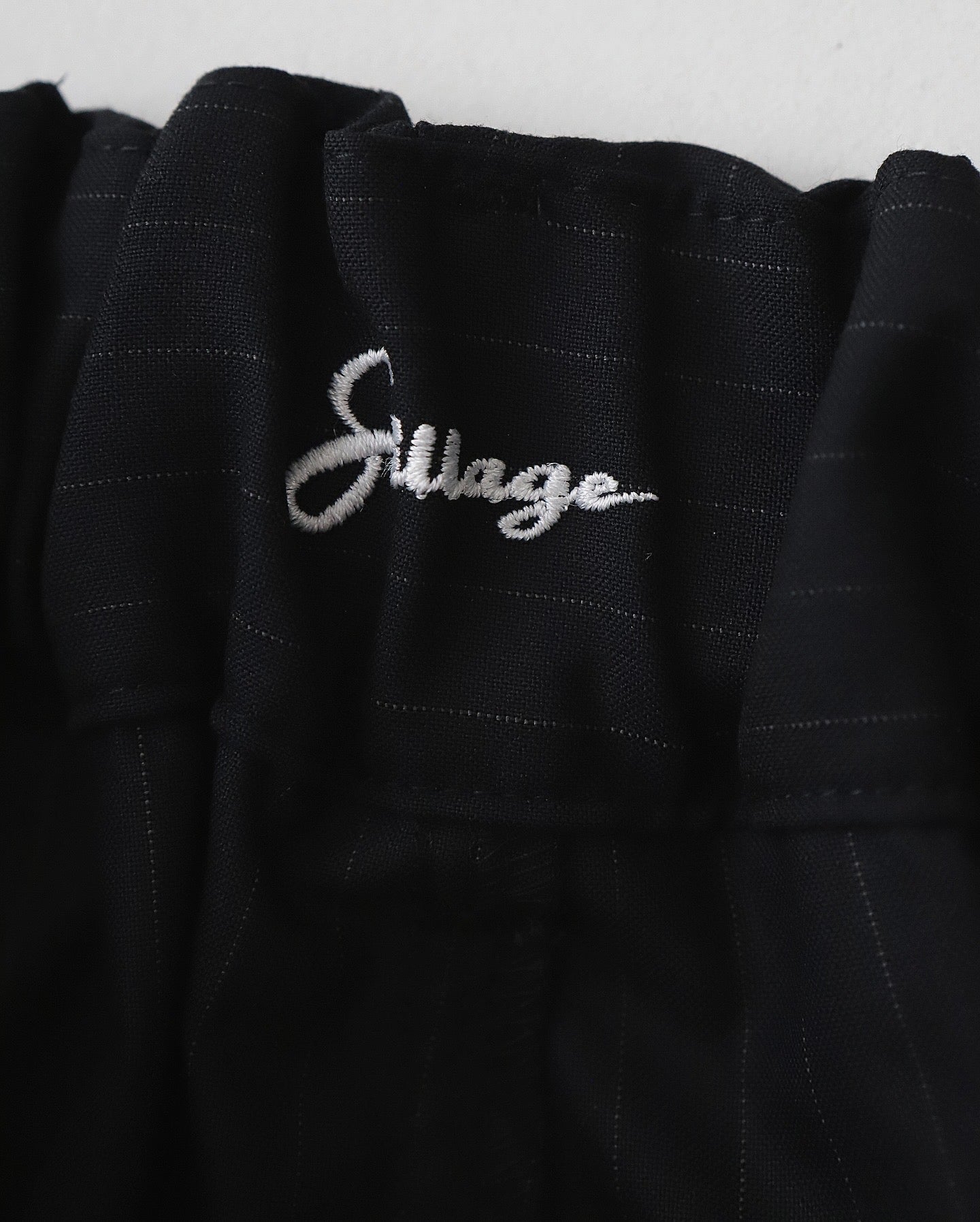 CIRCULAR SHORT PANTS BLACK STRIPE