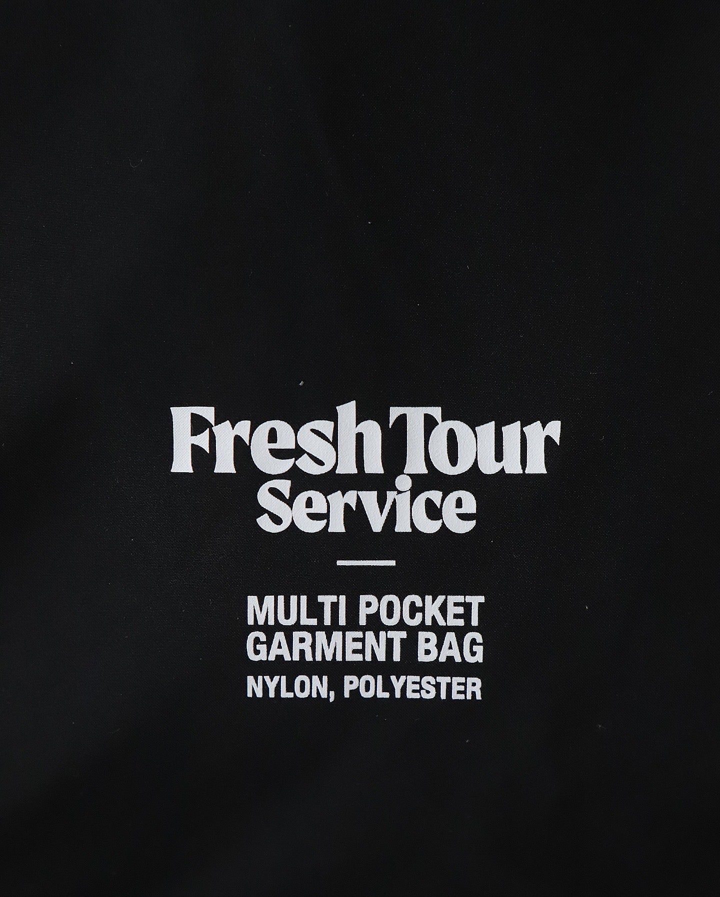 MULTI POCKET GARMENT BAG