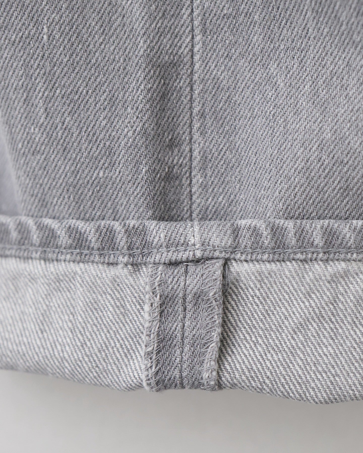 UNLIKELY TIME TRAVEL JEAN WIDE GRAY DENIM