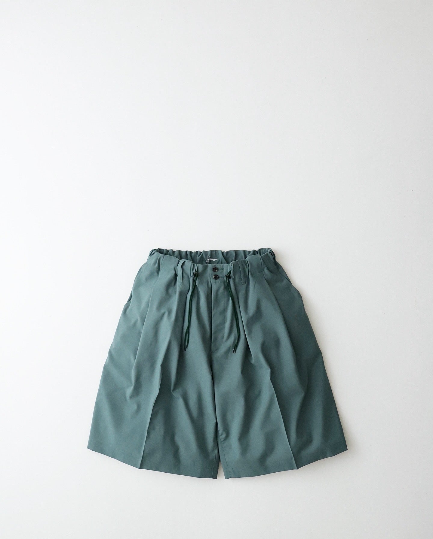 CIRCULAR SHORT PANTS MINT GREEN