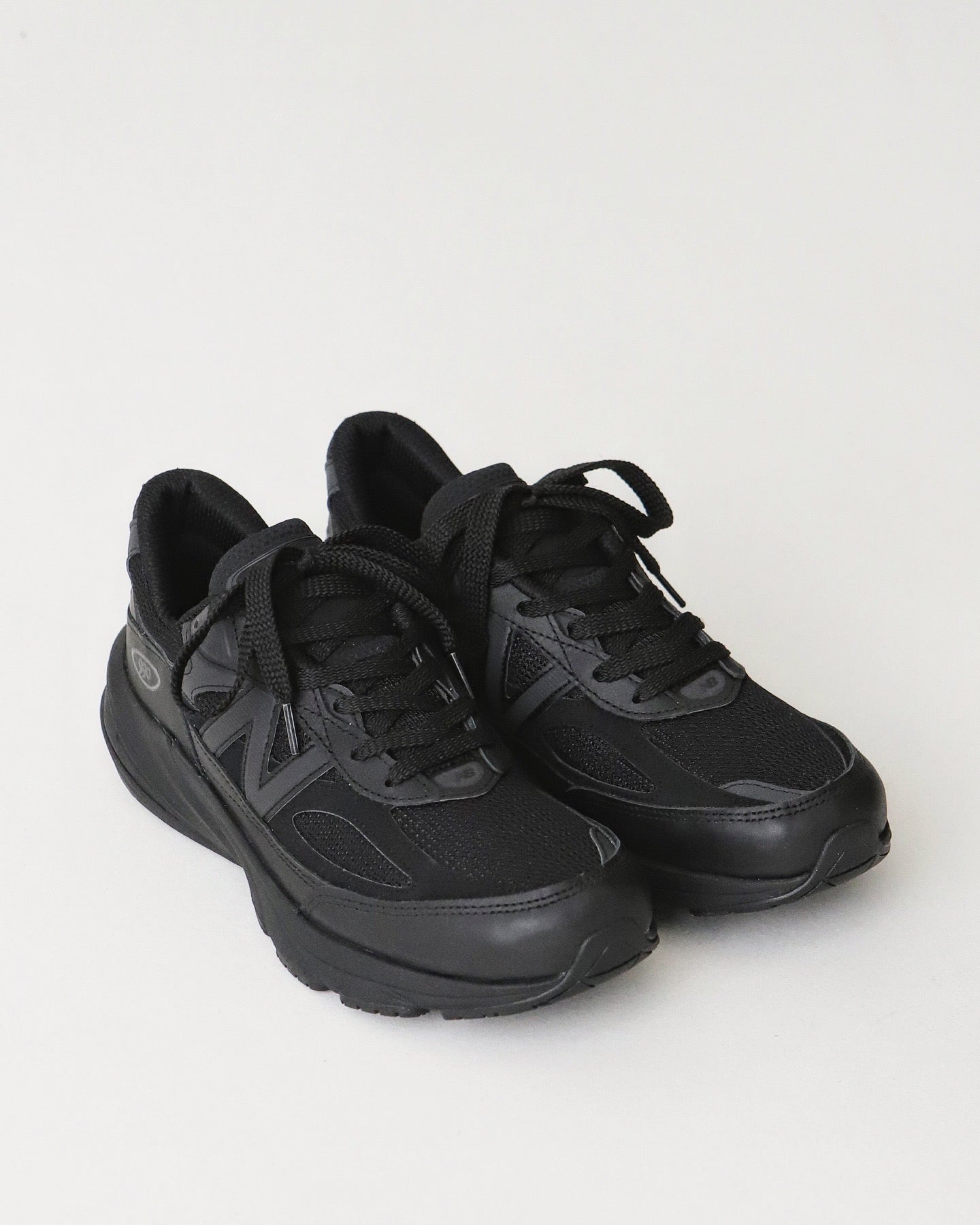 NEW BALANCE MADE IN USA 990V6