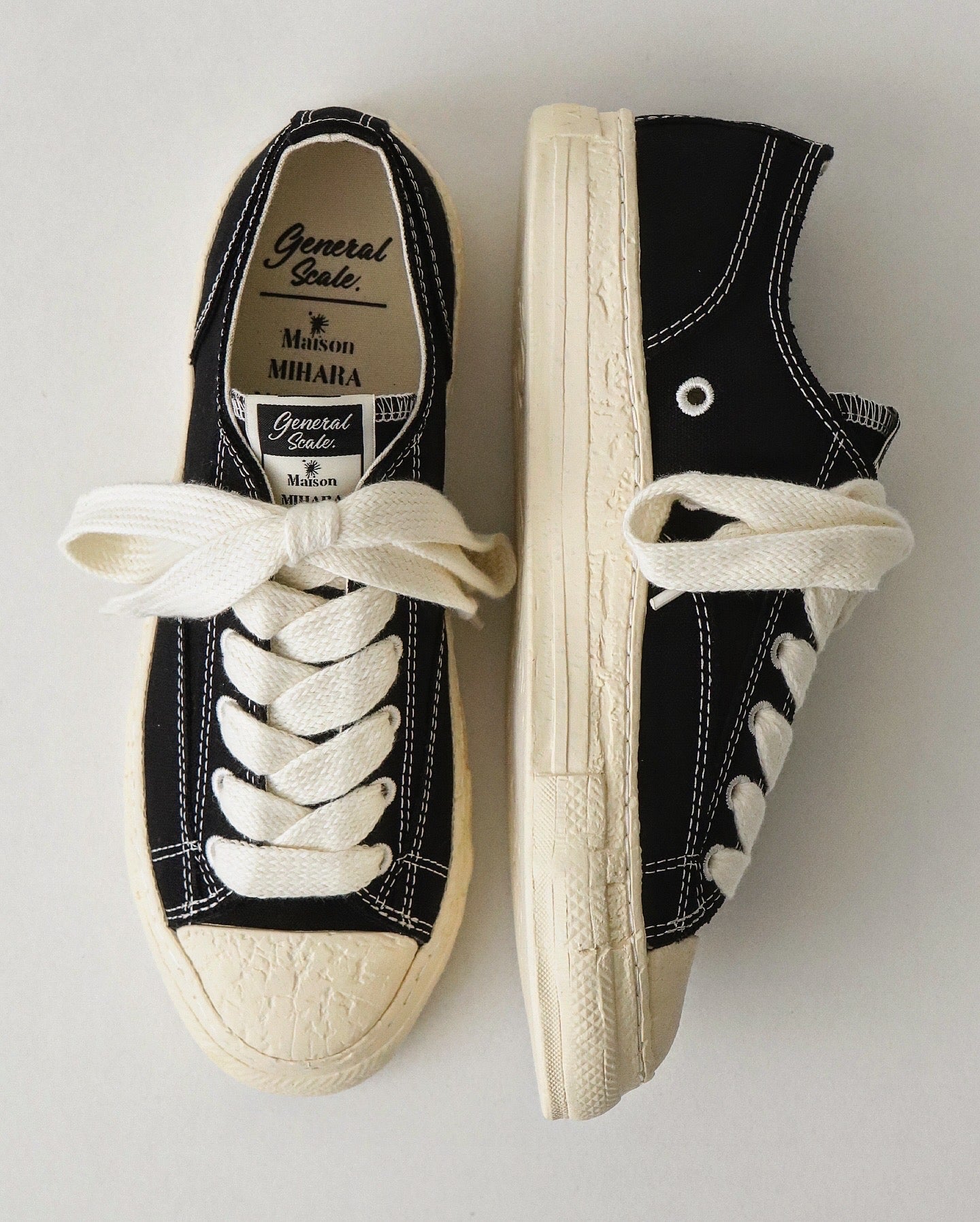 TRENT CANVAS LOW-TOP SNEAKERS