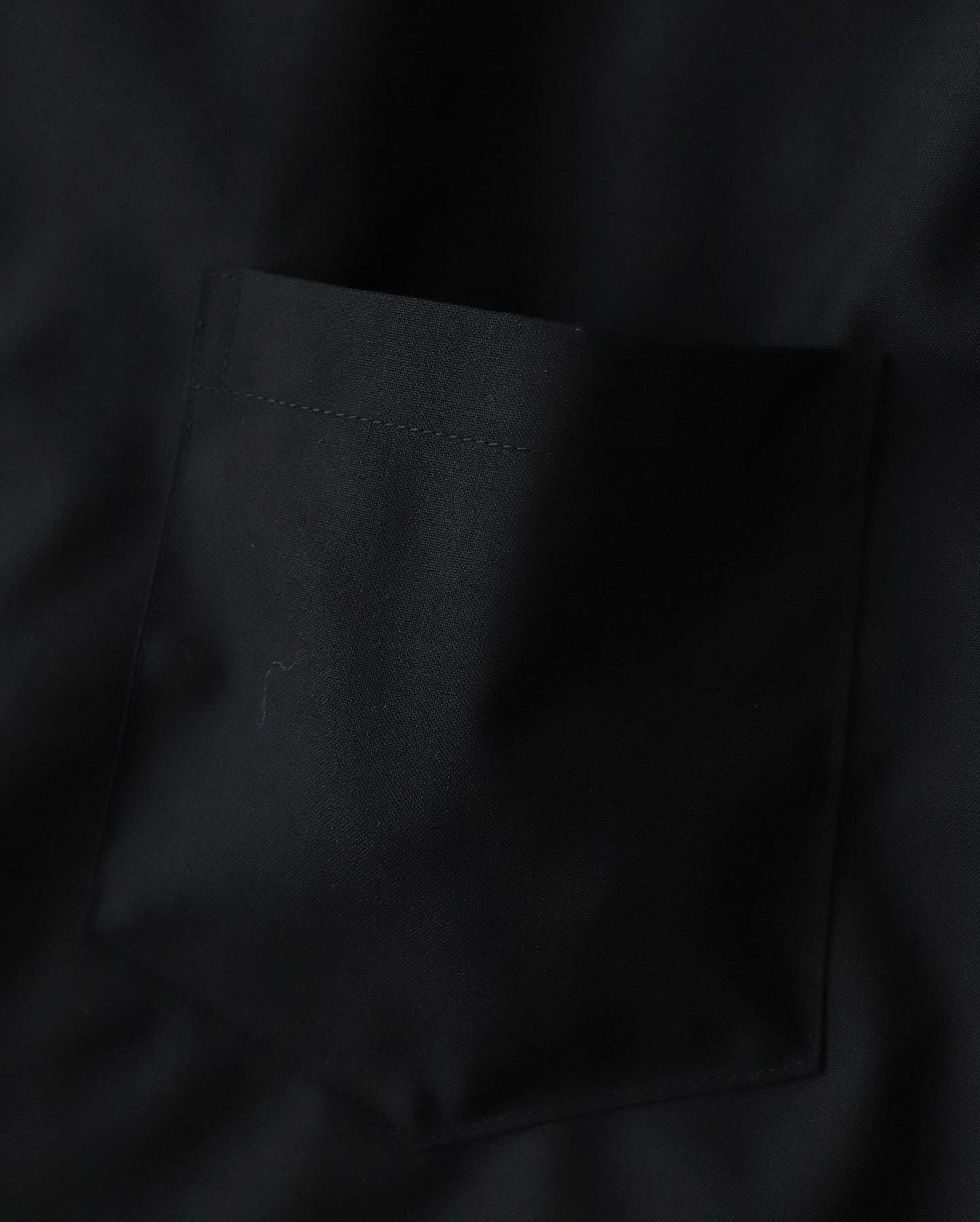 RE-ENGINEERED OVERSHIRT SHORT SLEEVE BLACK