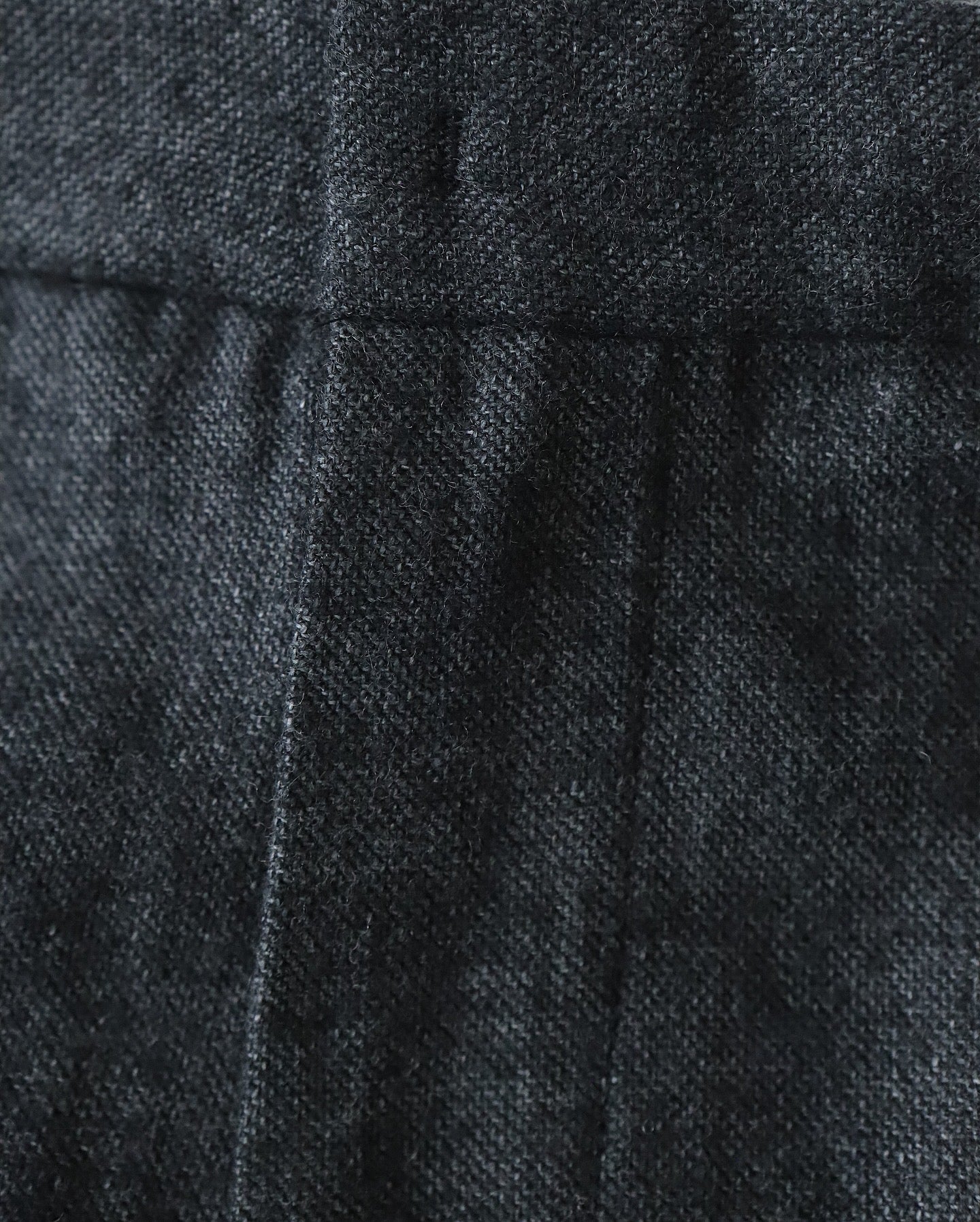 LINEN WOOL TWILL TUCKED EASY PANTS（WOMEN）