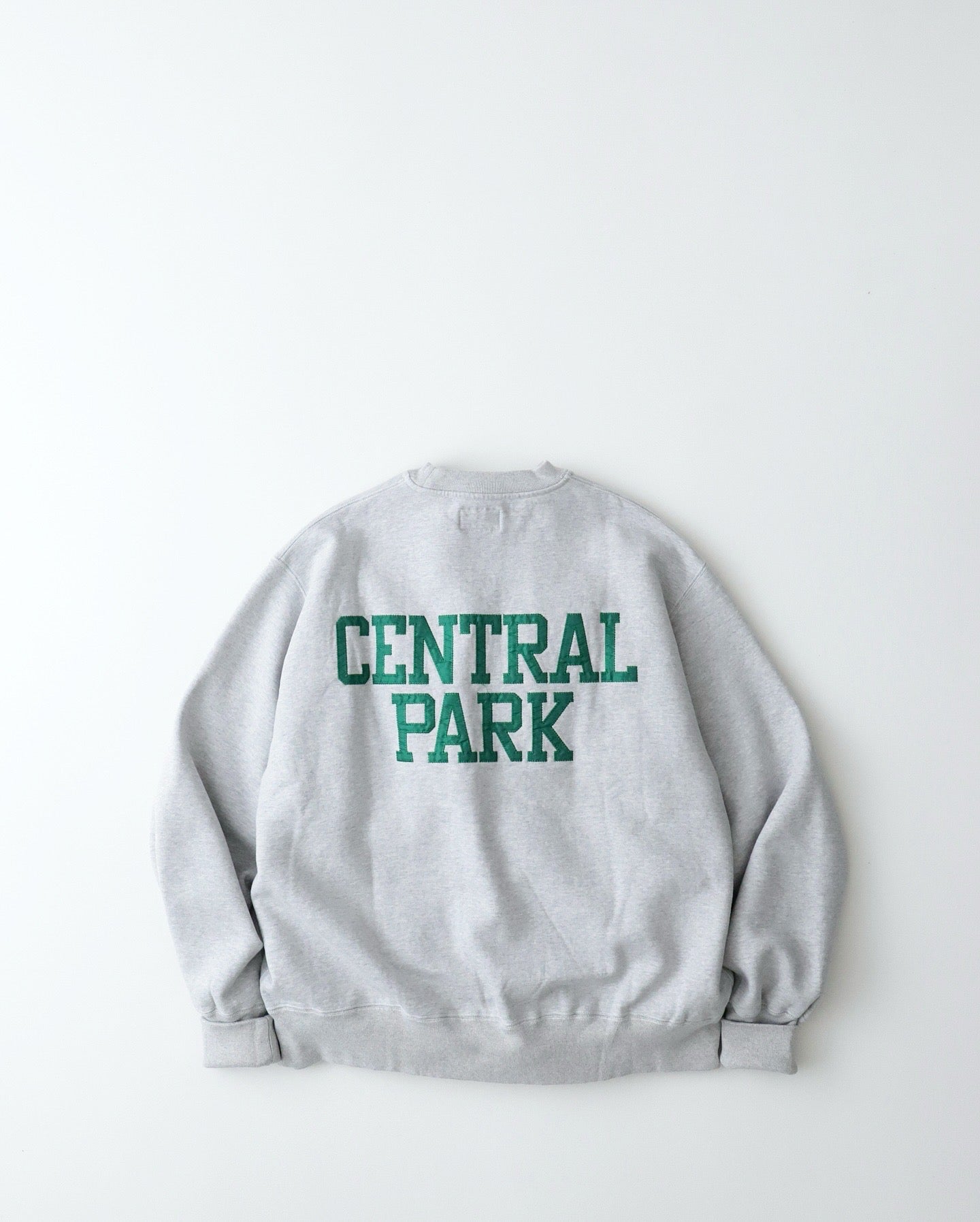UNLIKELY SIMPLE SWEAT CREW "CENTRAL PARK"