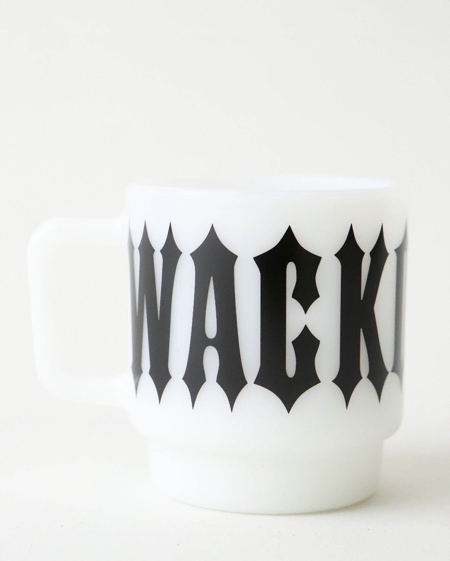 MILK GLASS MUG