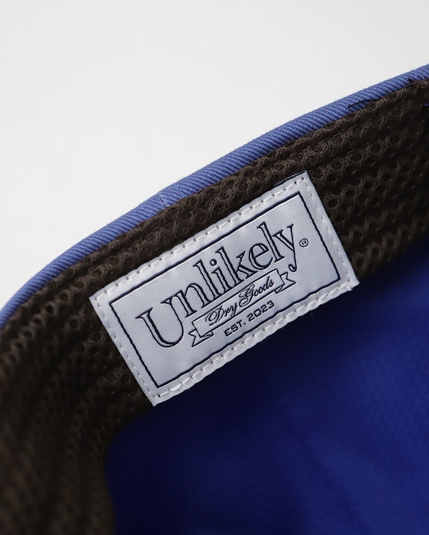 UNLIKELY SOUVENIR CAP "JOGGING"