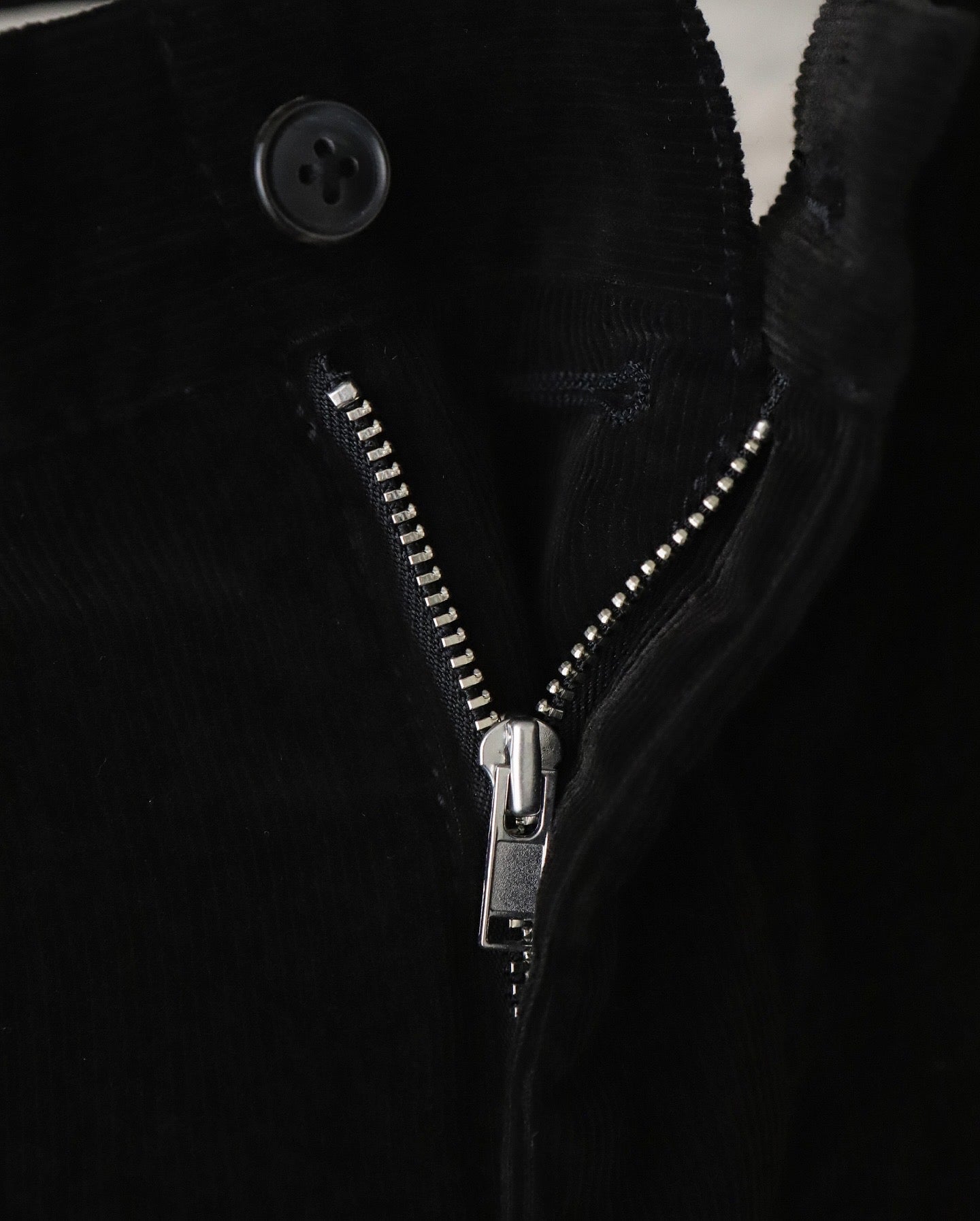 UNLIKELY CORDUROY 2P TROUSERS