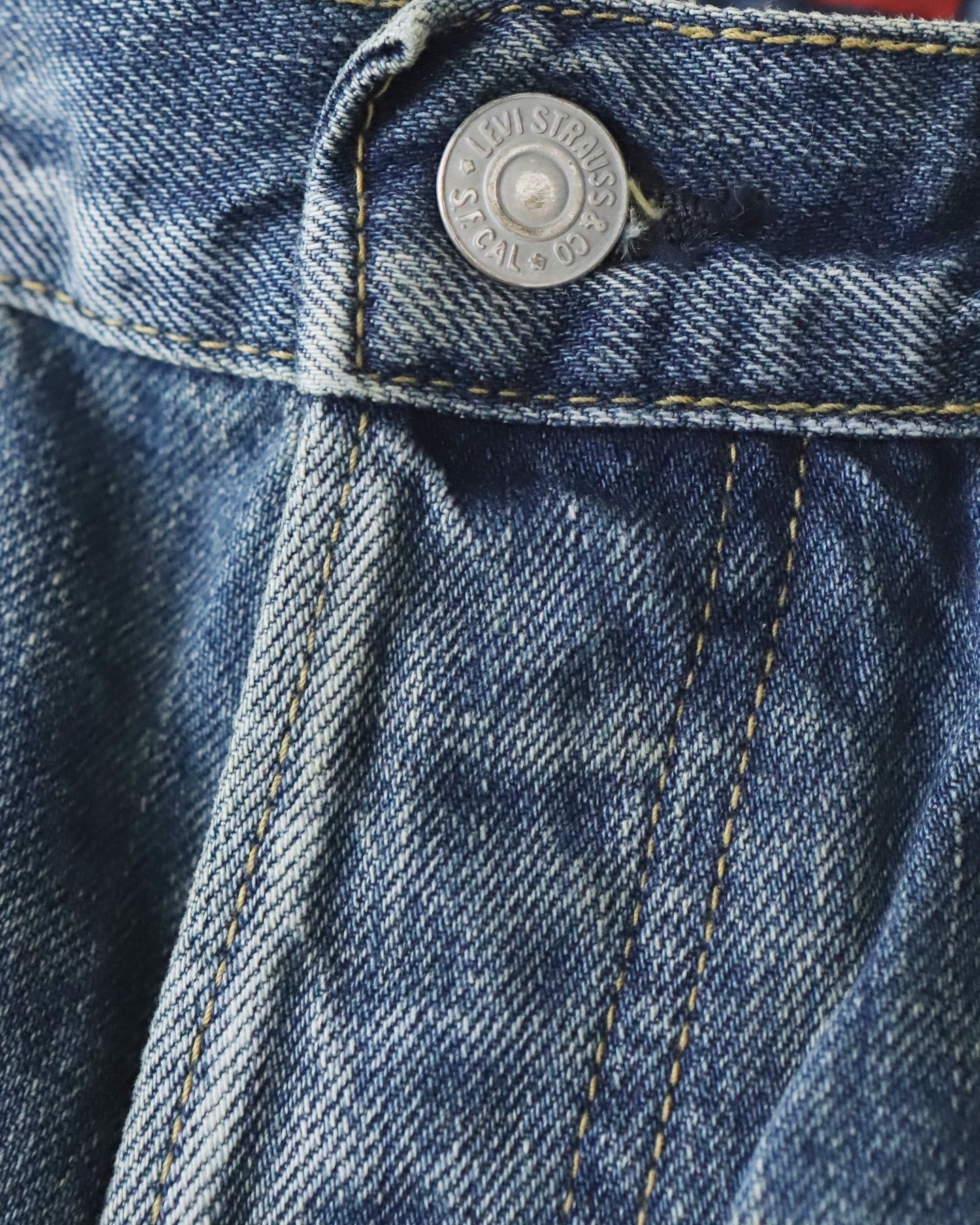 LEVI'S TURN-UP PATCH WORK DENIM PANTS