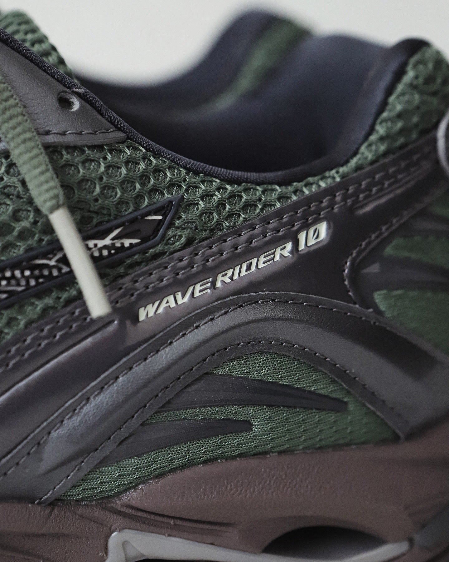 WAVE RIDER 10
