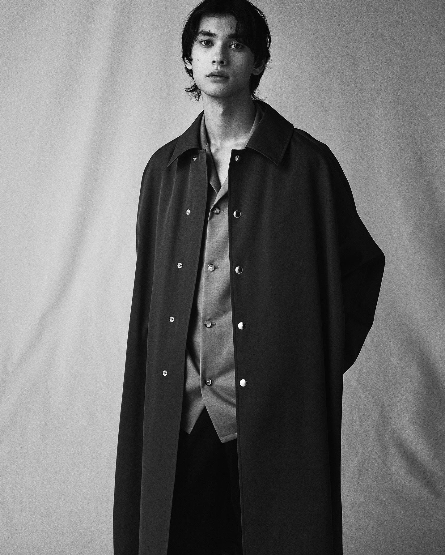 BAL COLLAR PONCHO｜VINTAGE GABADINE