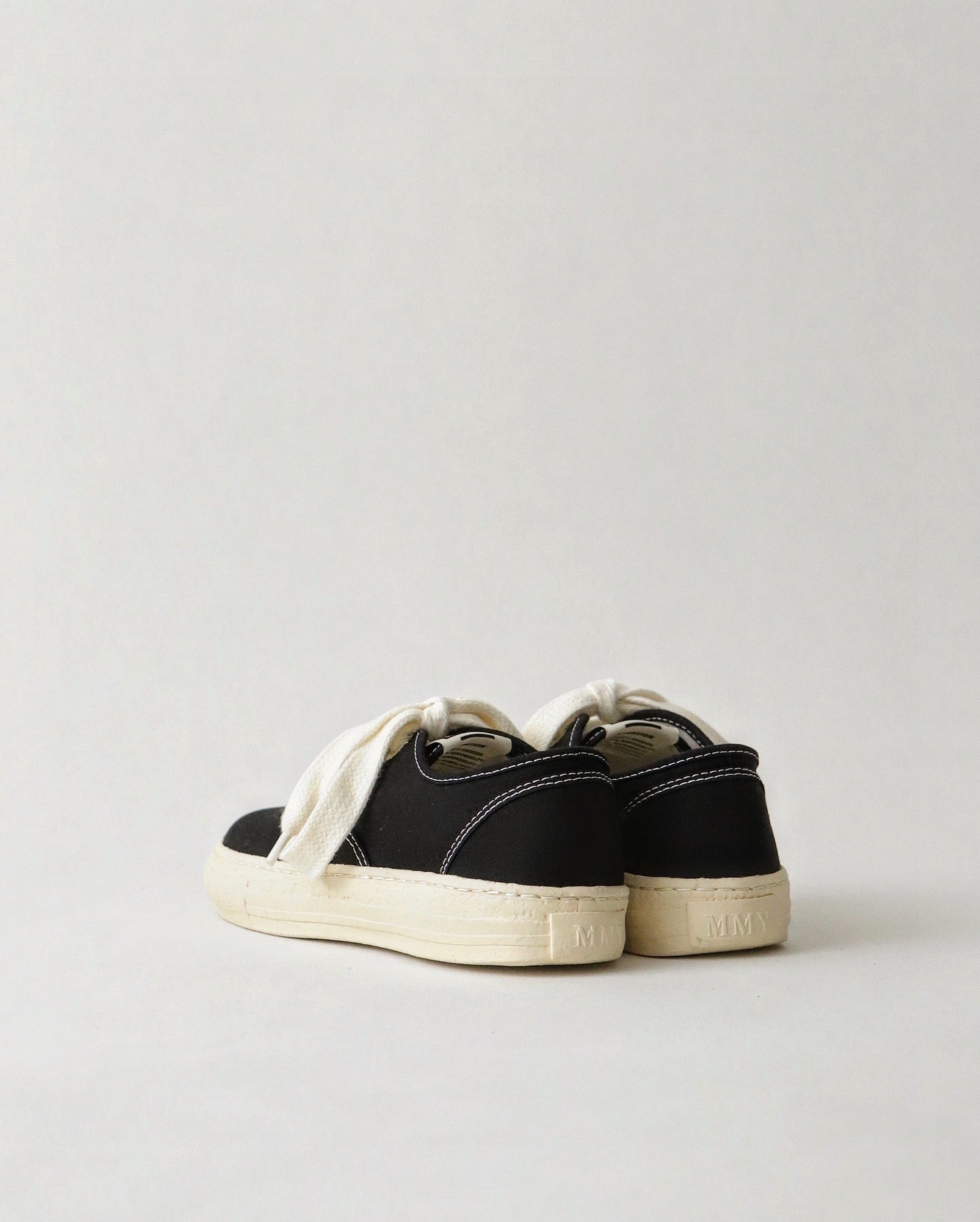 COLORADO CANVAS LOW-TOP SNEAKERS