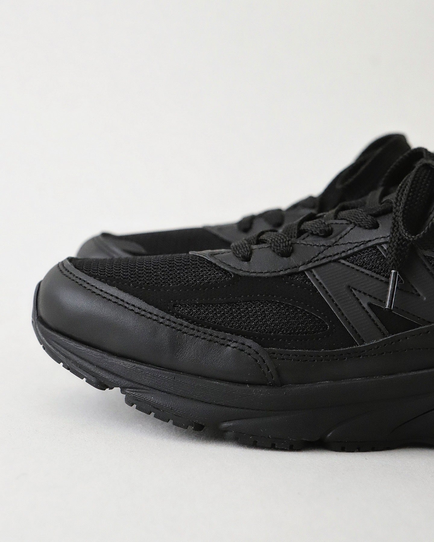 NEW BALANCE MADE IN USA 990V6